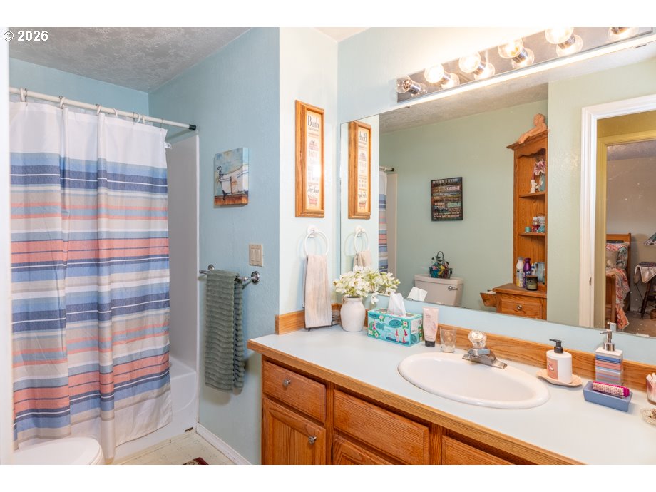 5728 Moonstone Loop Property Photo 19