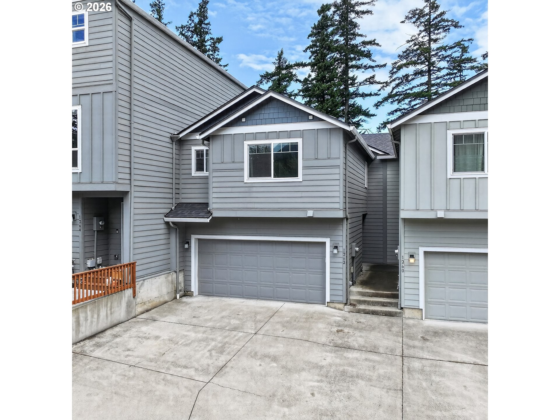 1262 Se Windsong Dr Property Photo 1