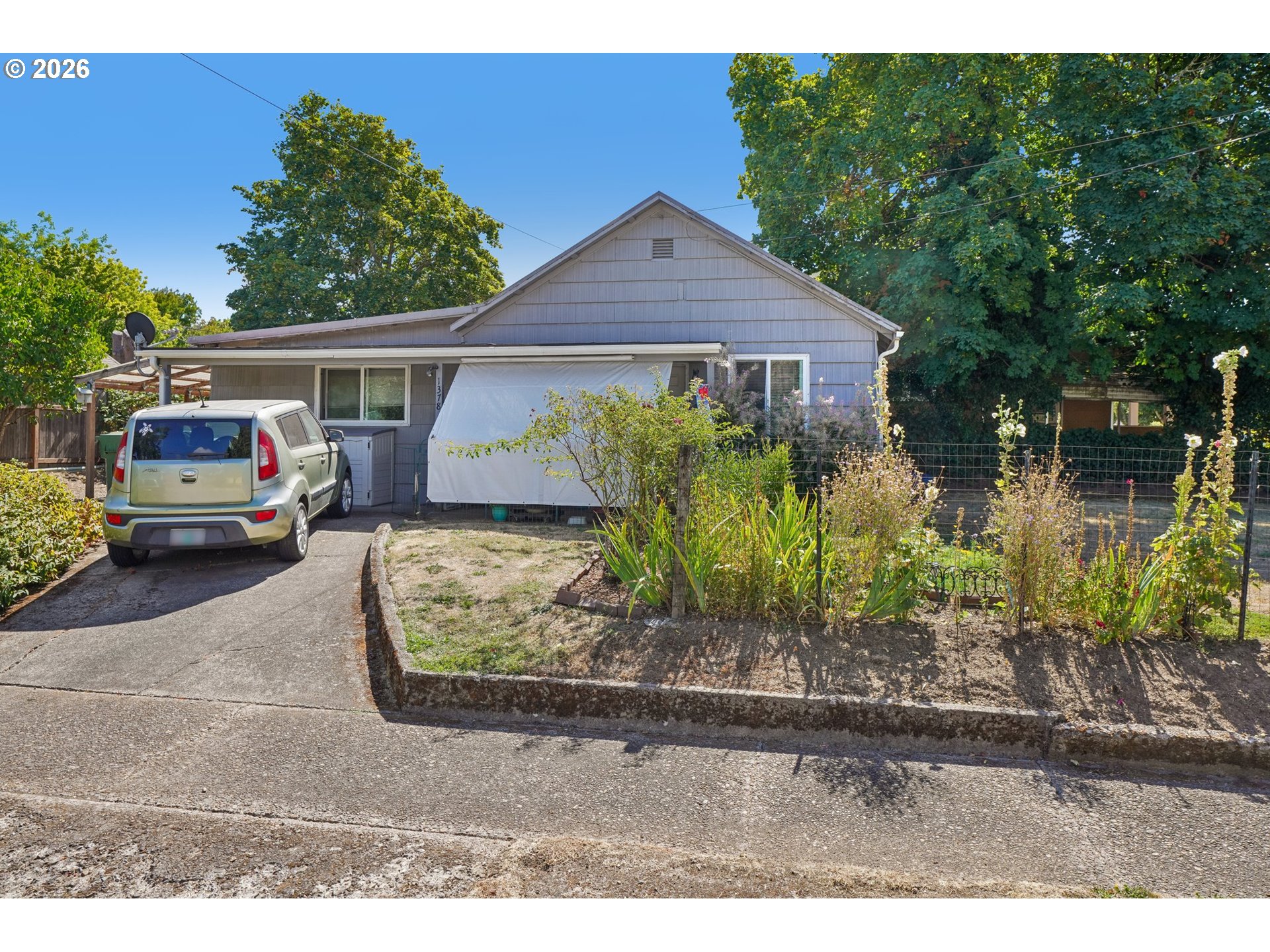 1378 6th St Property Photo 1