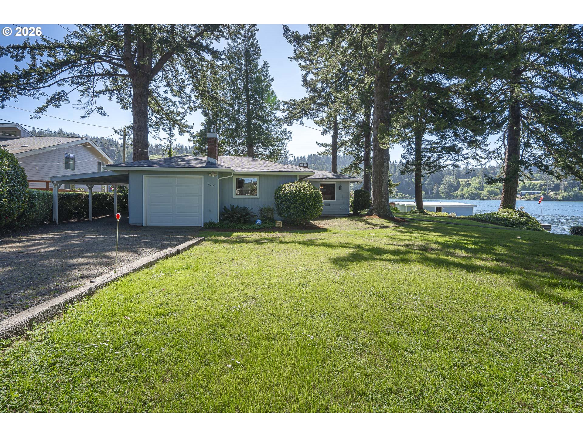 2915 Ne Loop Dr Property Photo 42