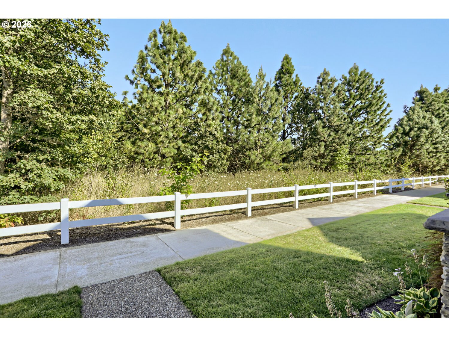 3710 Se Scarlet Pl Property Photo 4