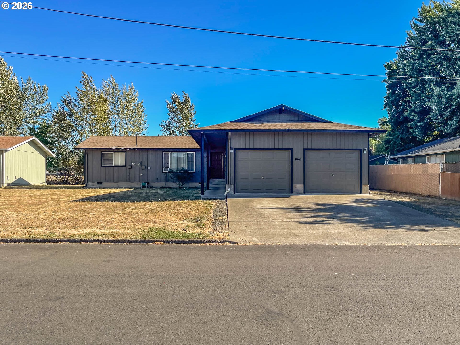 1959 Green Ave Property Photo 2