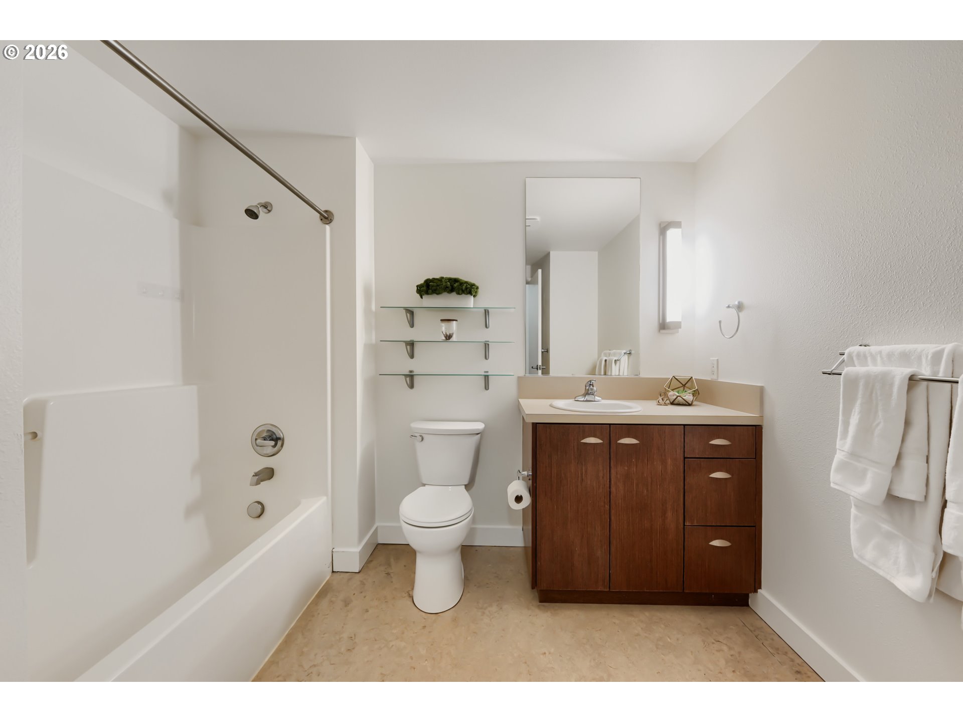 3970 N Interstate Ave 307 Property Photo 26