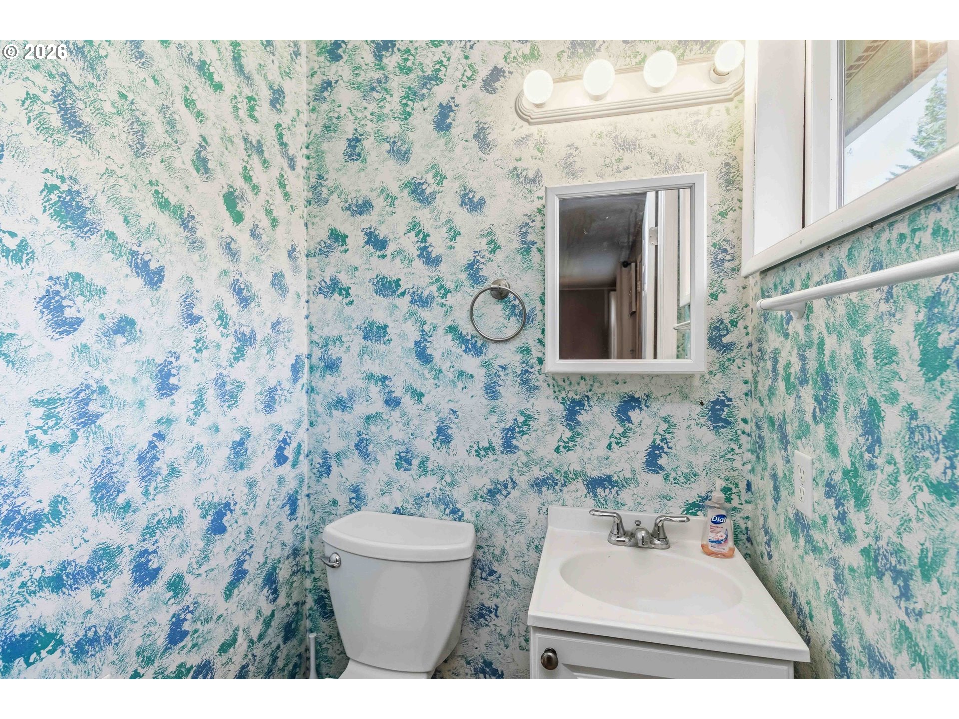 109 Alpha Dr Property Photo 18