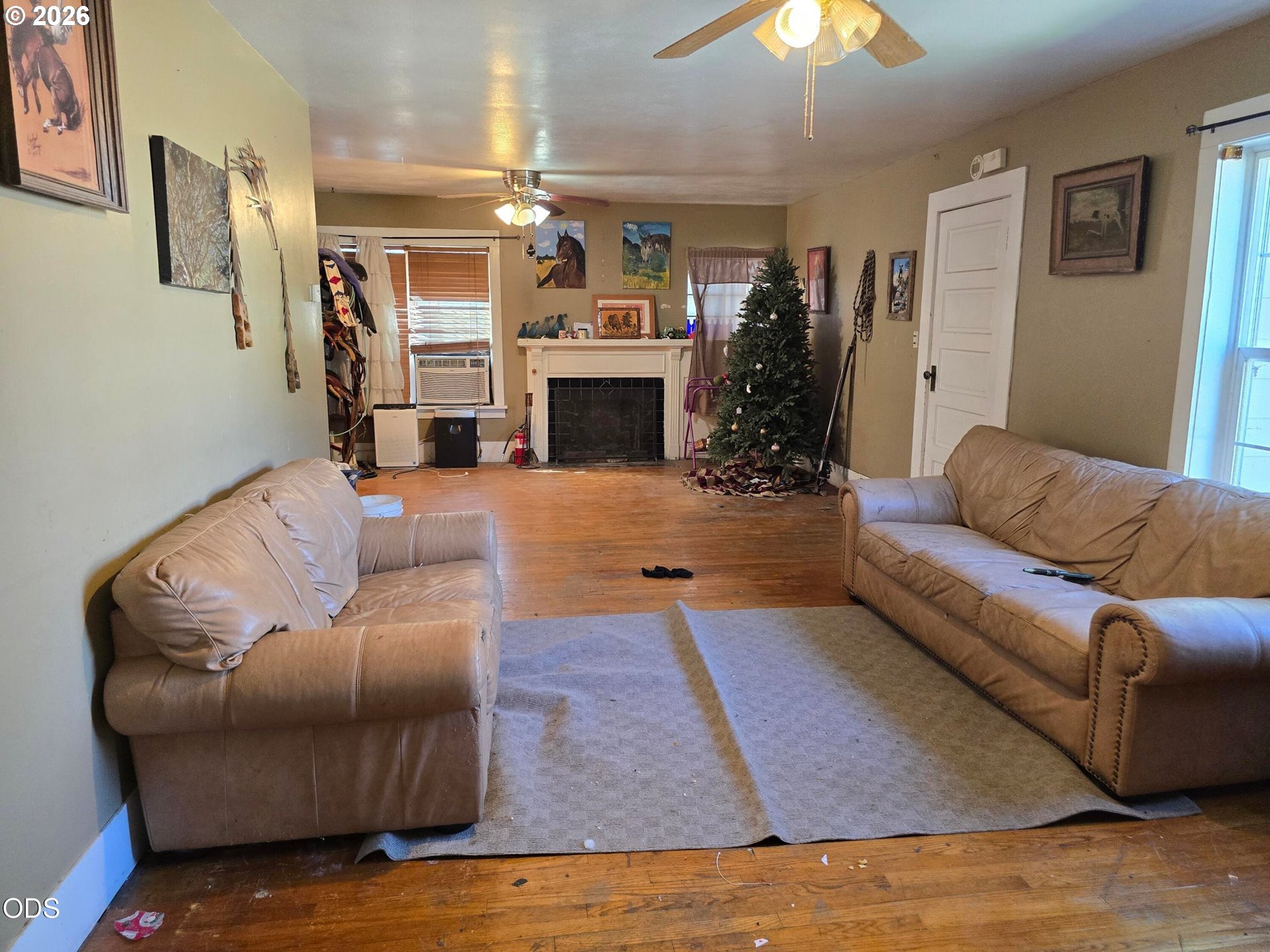 156 E Ash St Property Photo 19