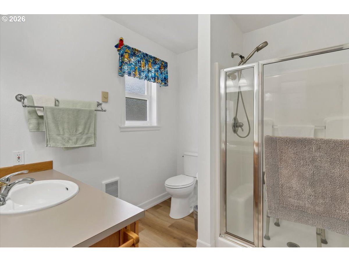 50 Pacific St Property Photo 37