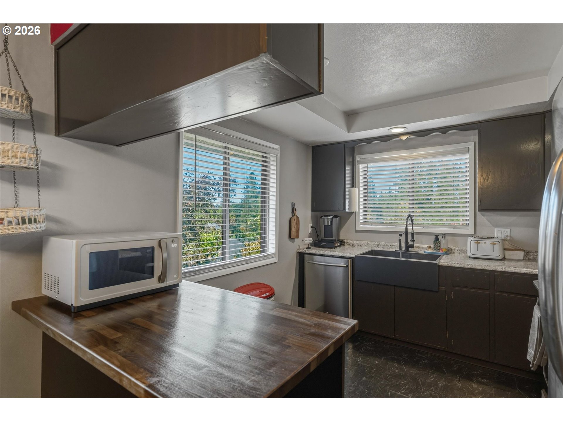 2326 Cedar Pl Property Photo 6