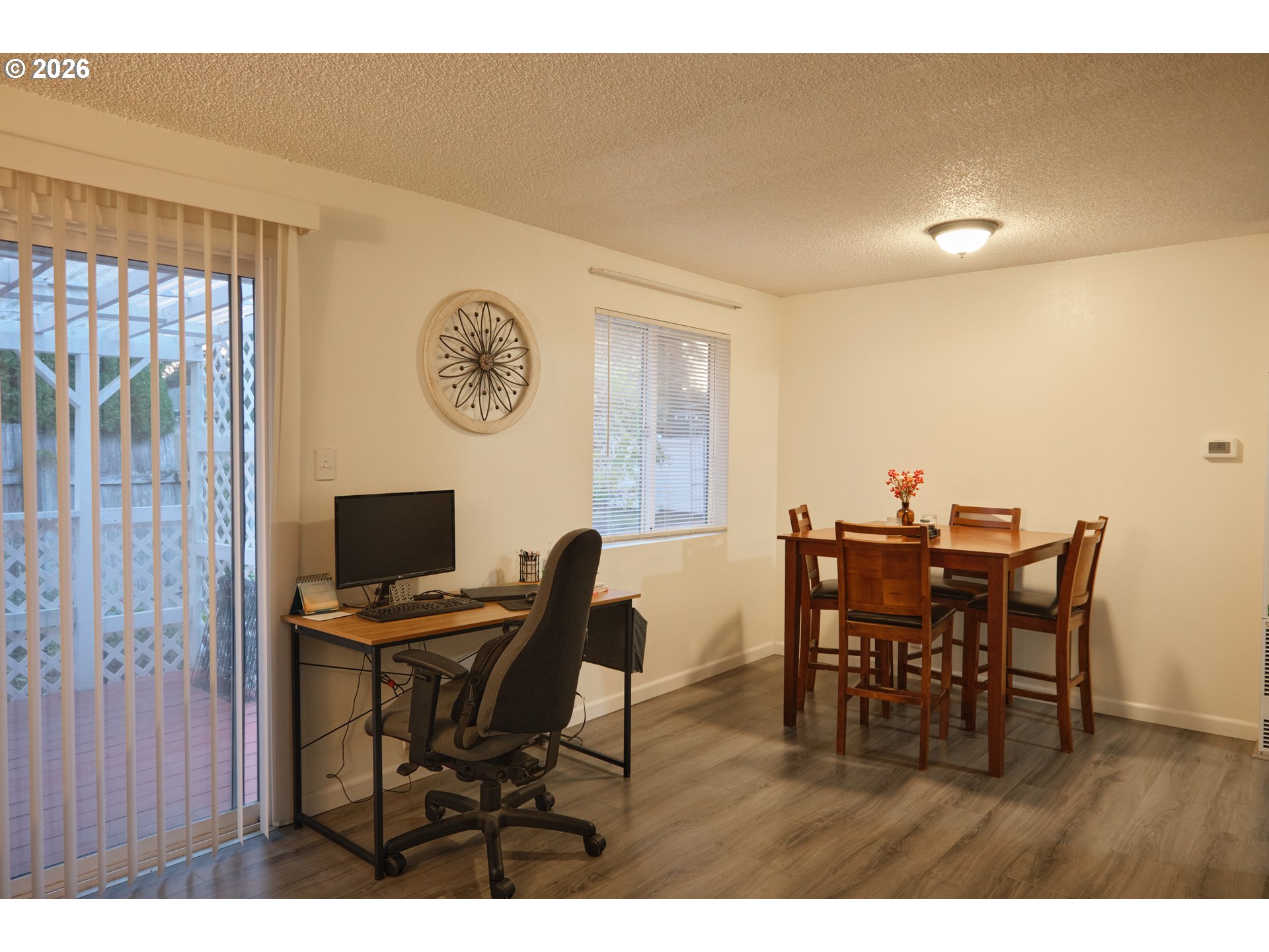 1202 Leo St Property Photo 17
