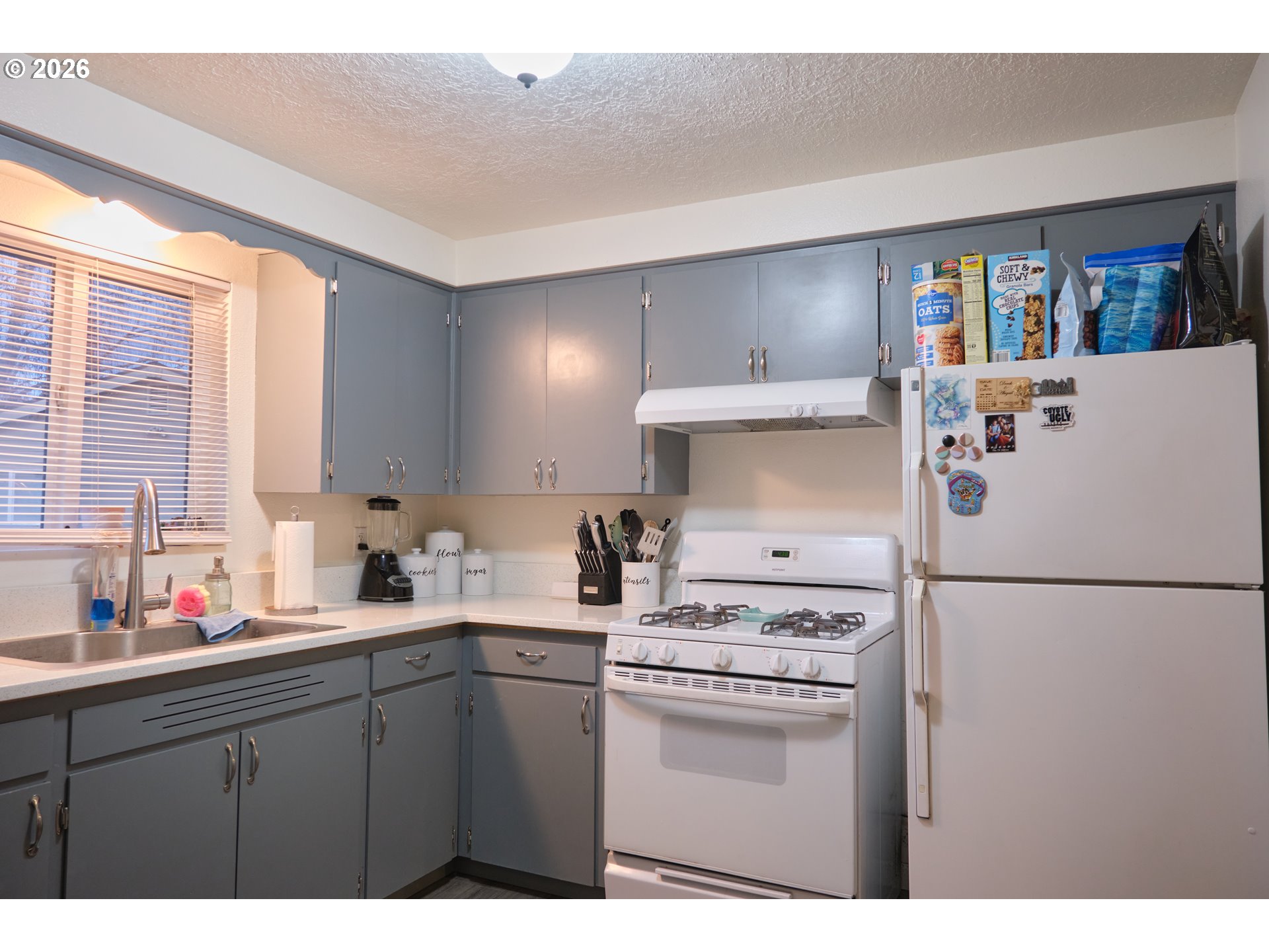 1202 Leo St Property Photo 19