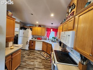 126 Kimberly Way Property Photo 14