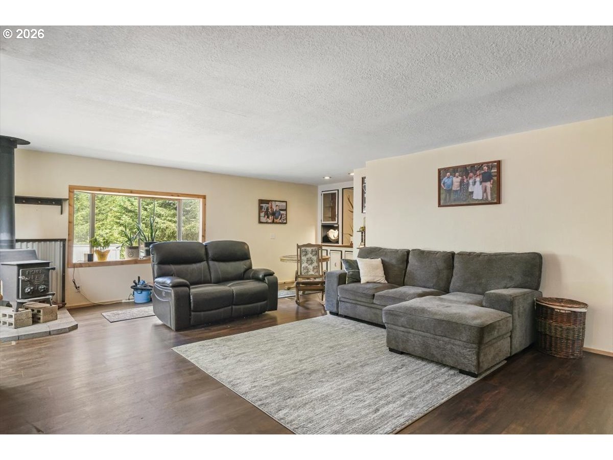 31052 Kenady Ln Property Photo 8