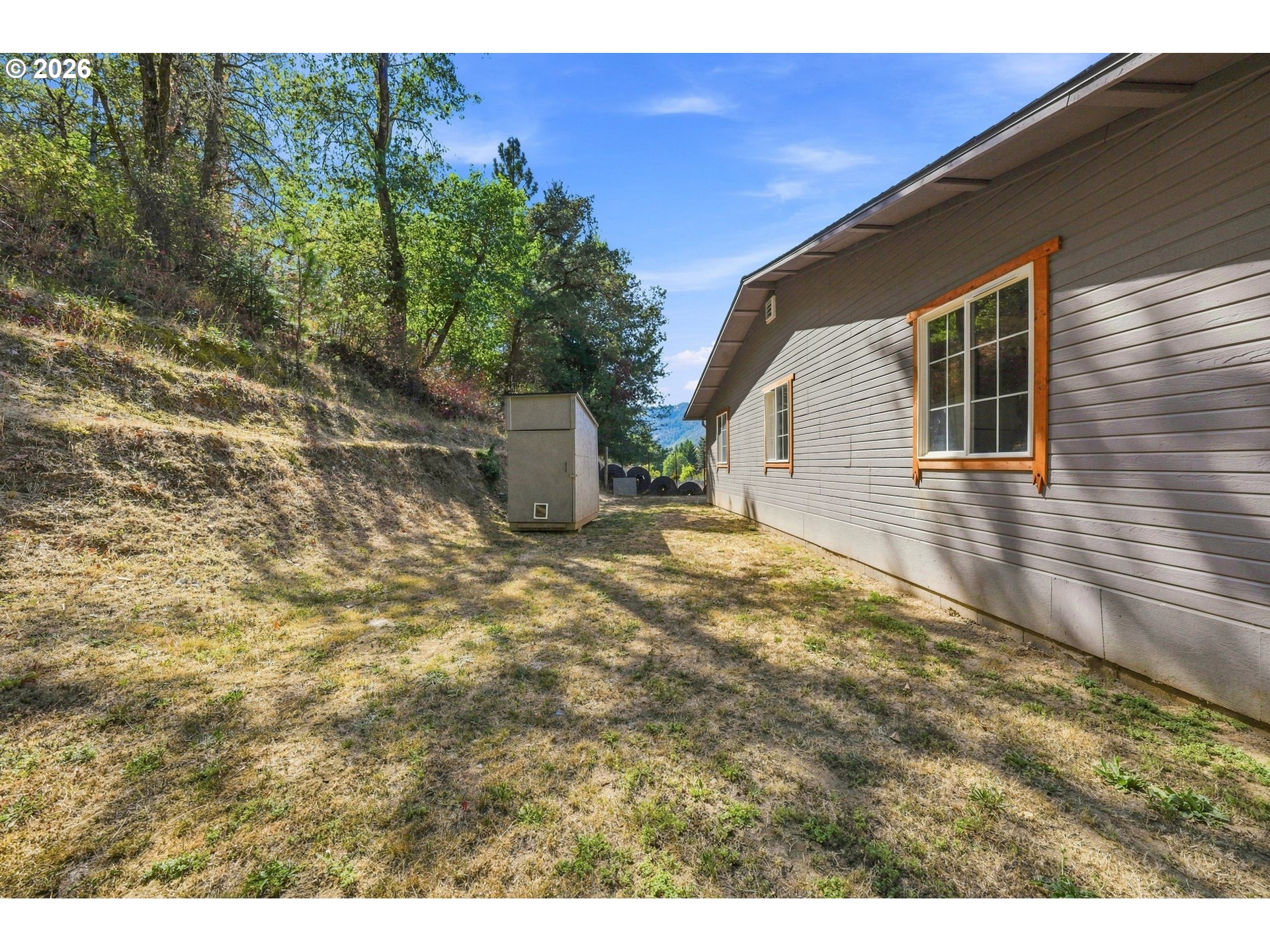 224 Aker Dr Property Photo 31