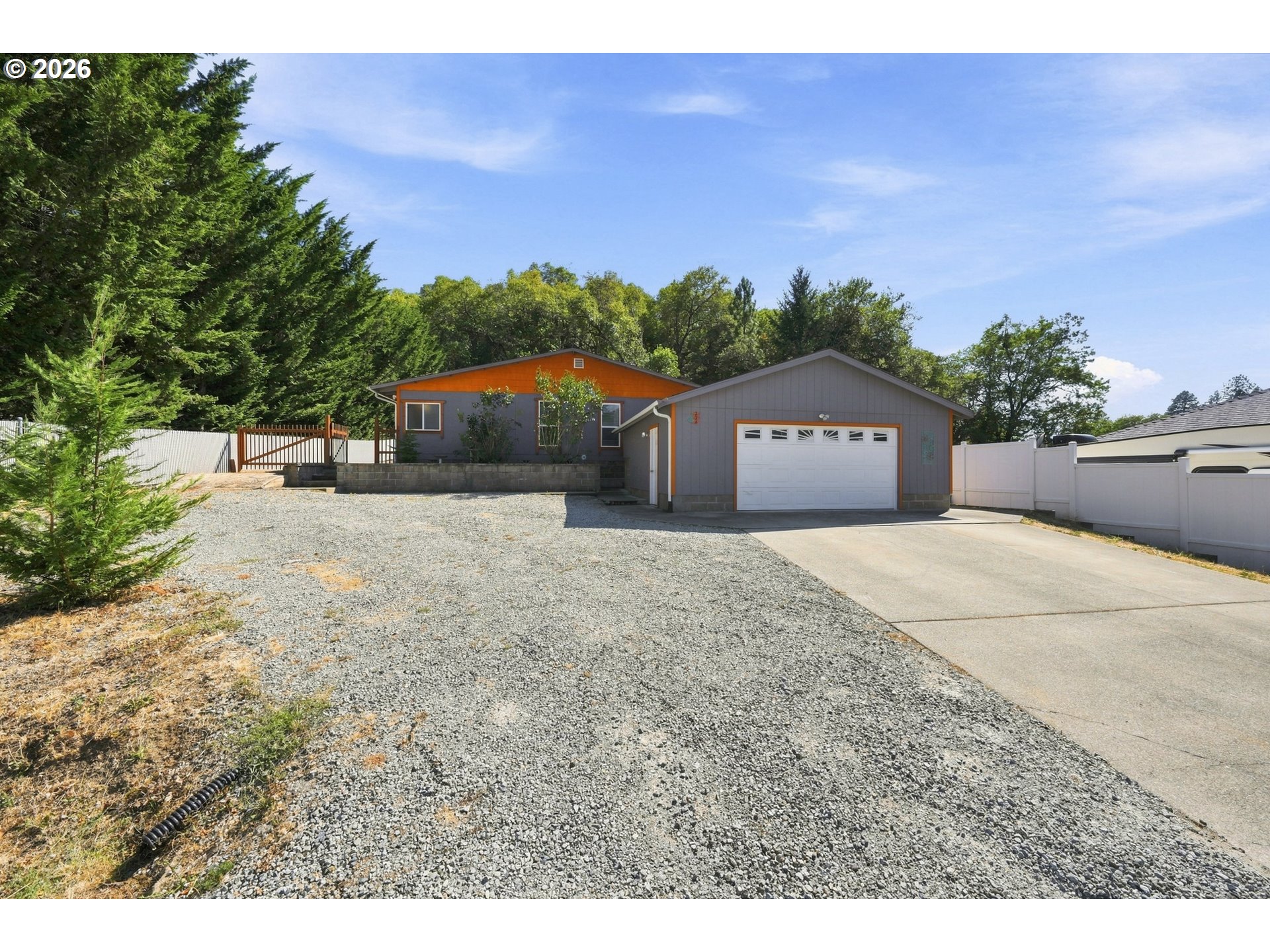 224 Aker Dr Property Photo 36