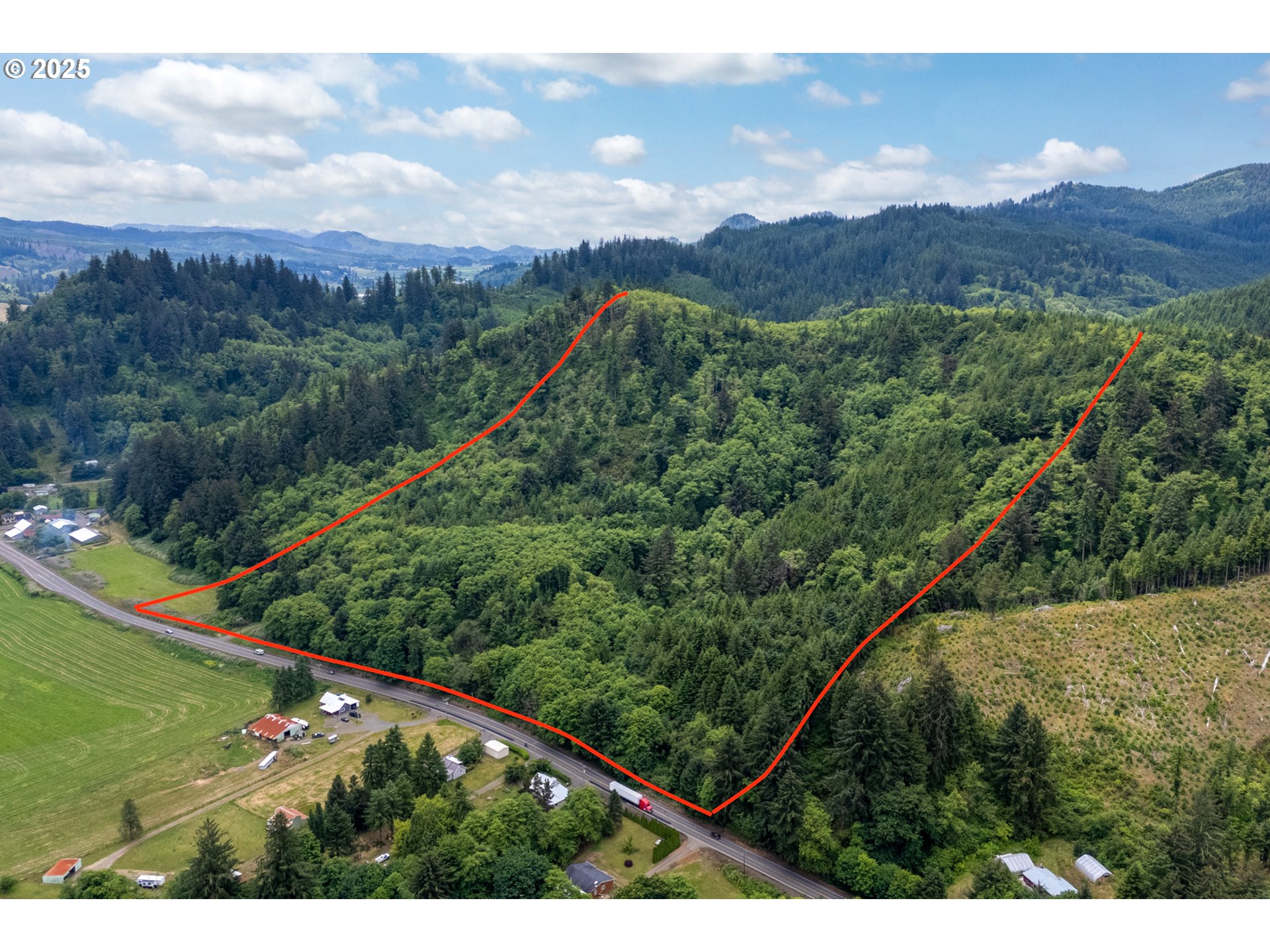 21675 Us 101 S Property Photo 1