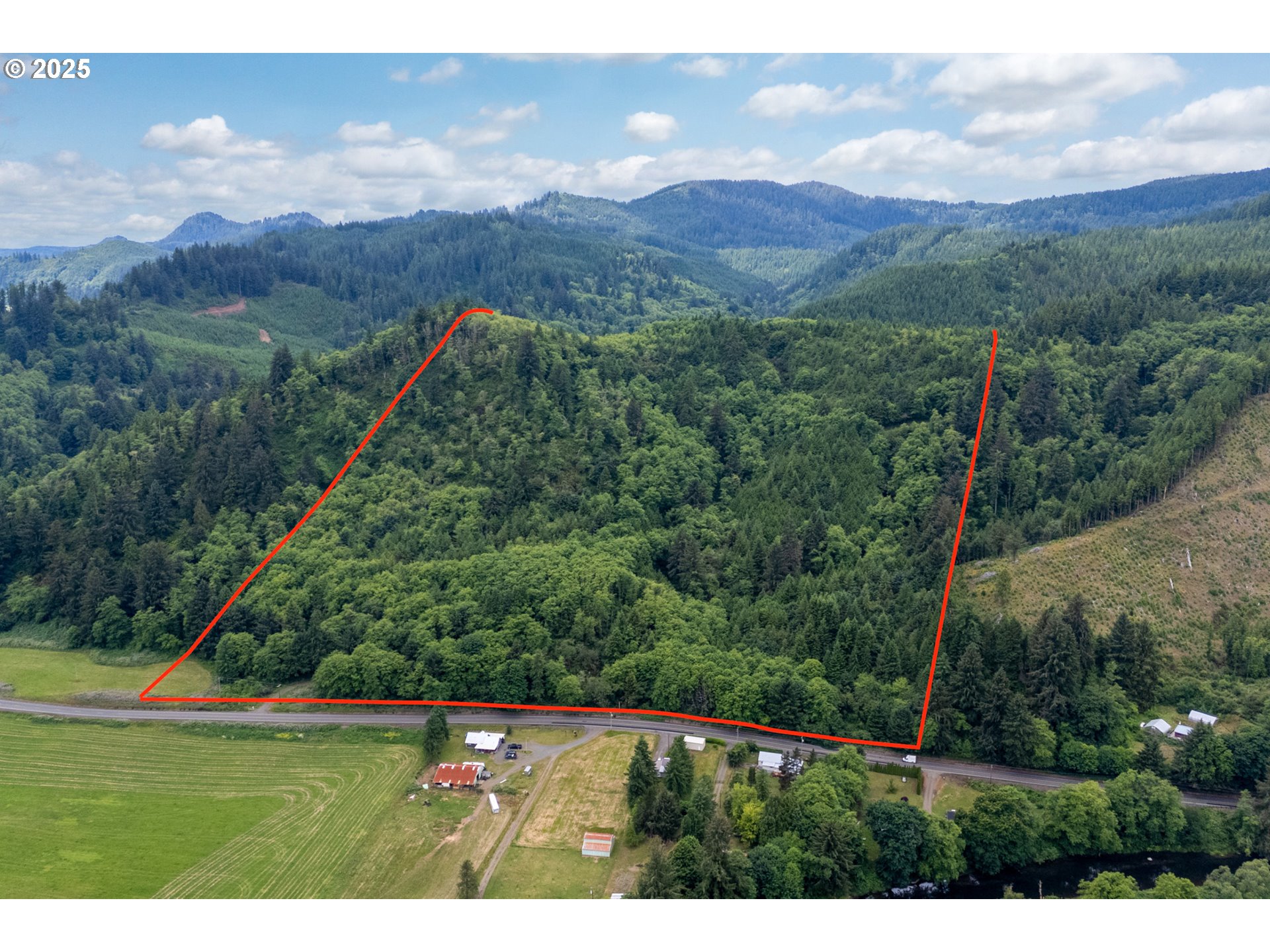 21675 Us 101 S Property Photo 2