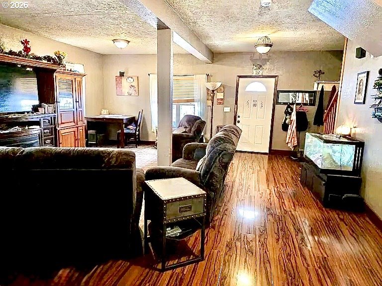 5430 Denver St Property Photo 8
