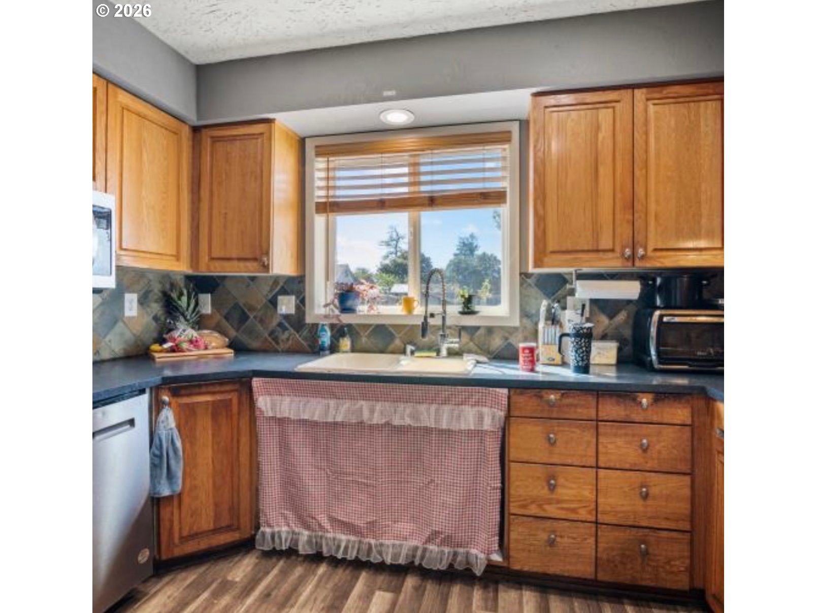 5430 Denver St Property Photo 12