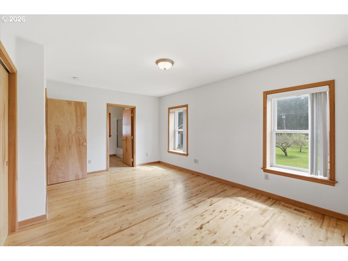 28095 Santiam Hwy Property Photo 23