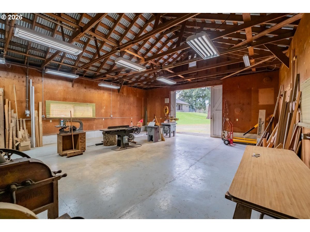 28095 Santiam Hwy Property Photo 41