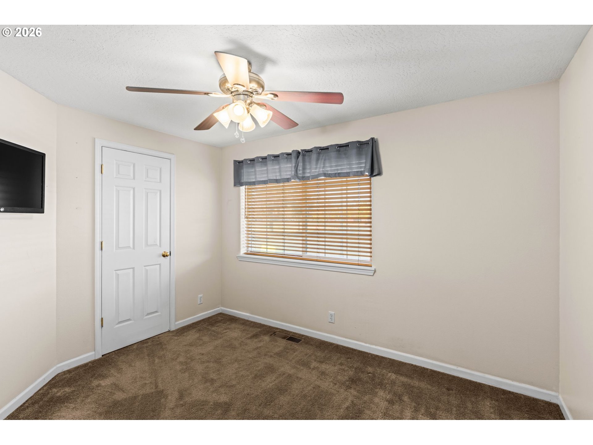 18 Village Dr Property Photo 16