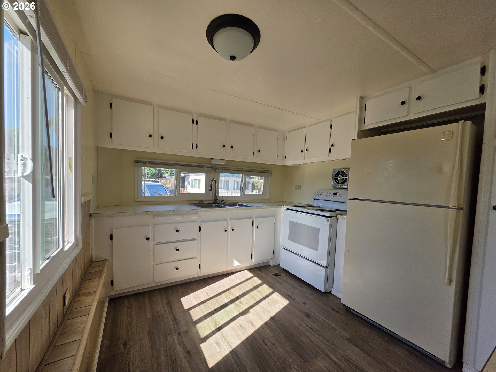 76332 Rainbow St 43b Property Photo 4