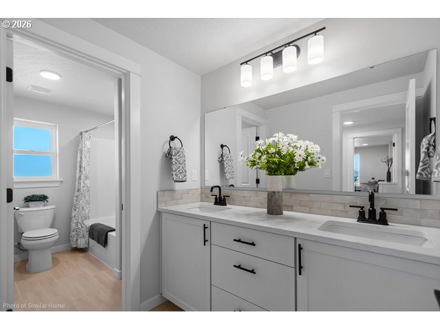 Aerie Park Pl Property Photo 13