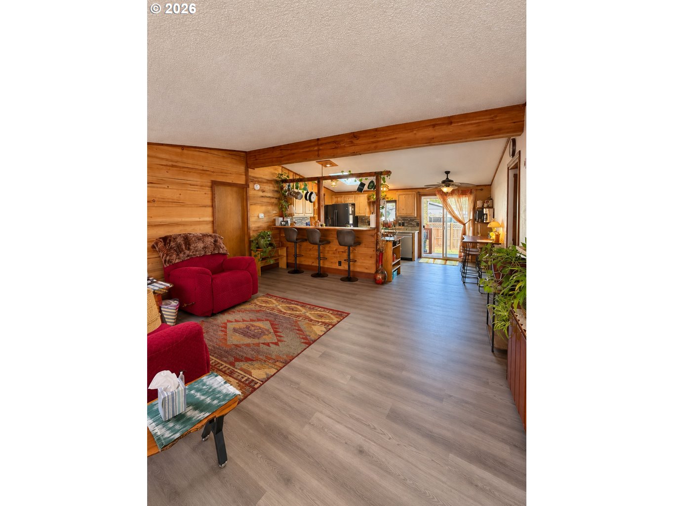 450 Tiara St Property Photo 5