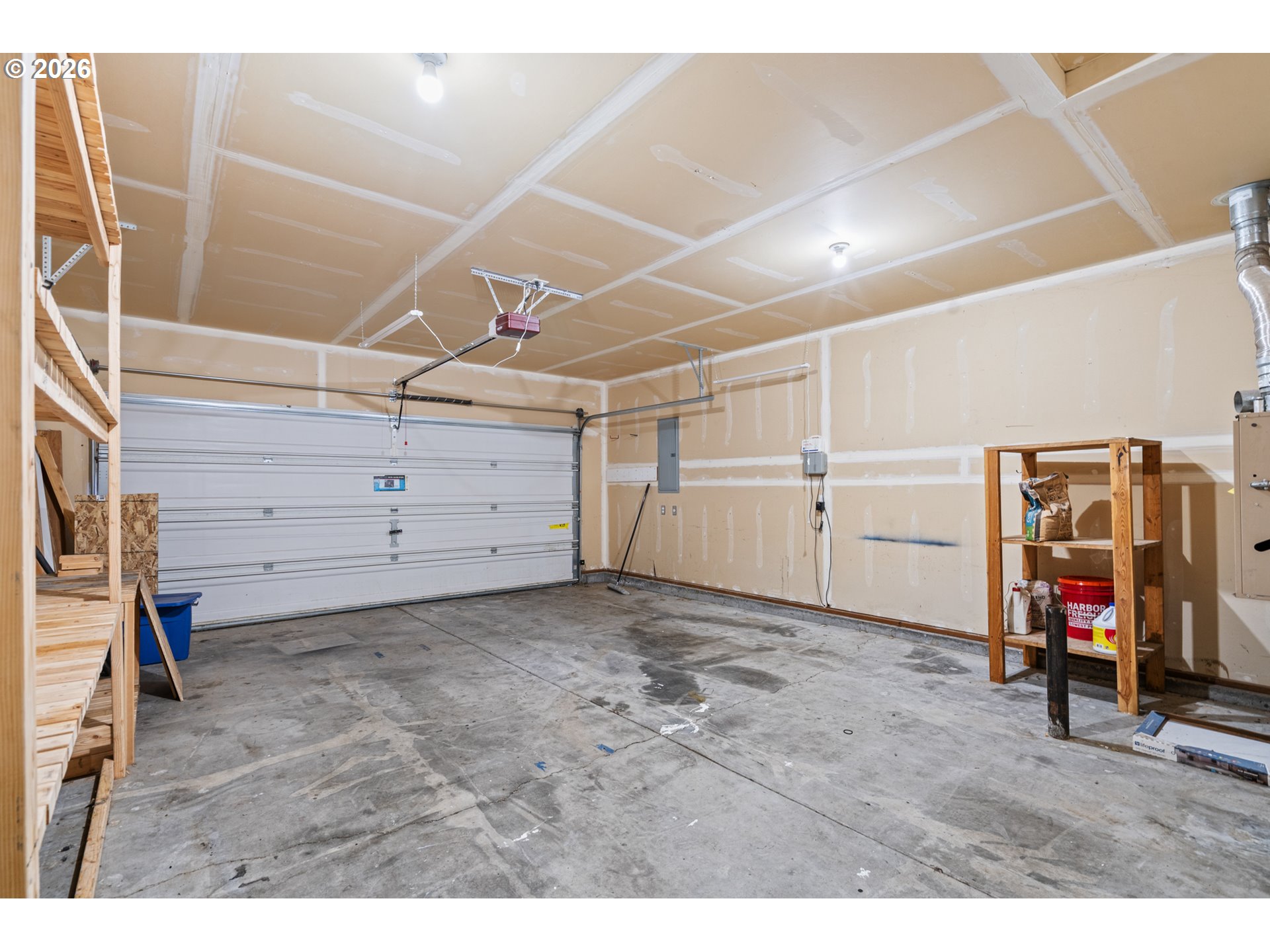 1511 Ne Gladys Dr Property Photo 20