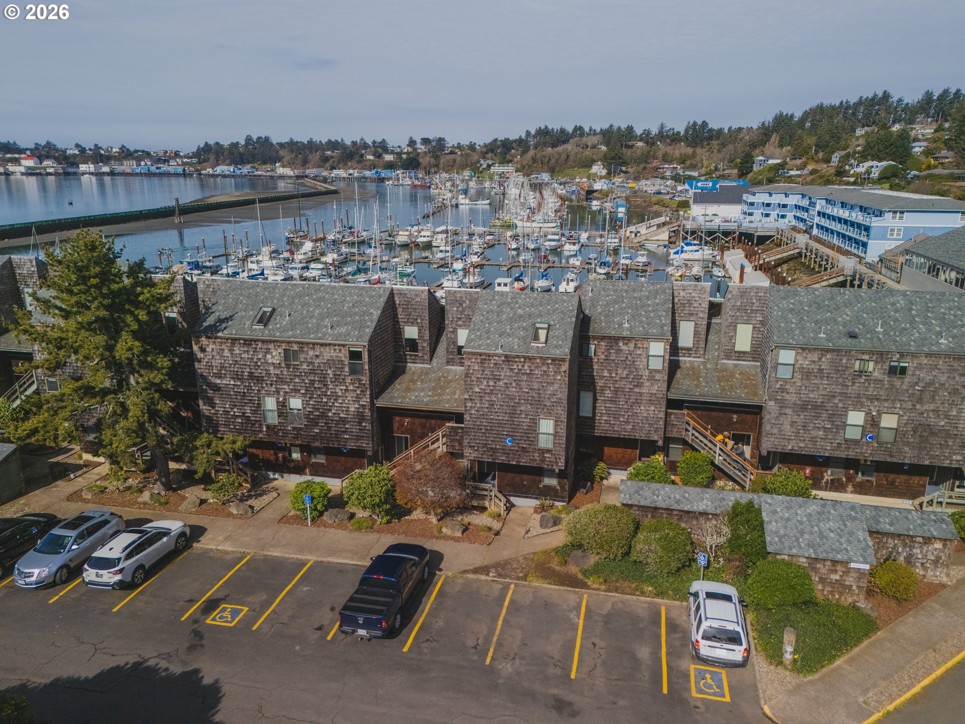 1000 SE BAY BLVD C-103