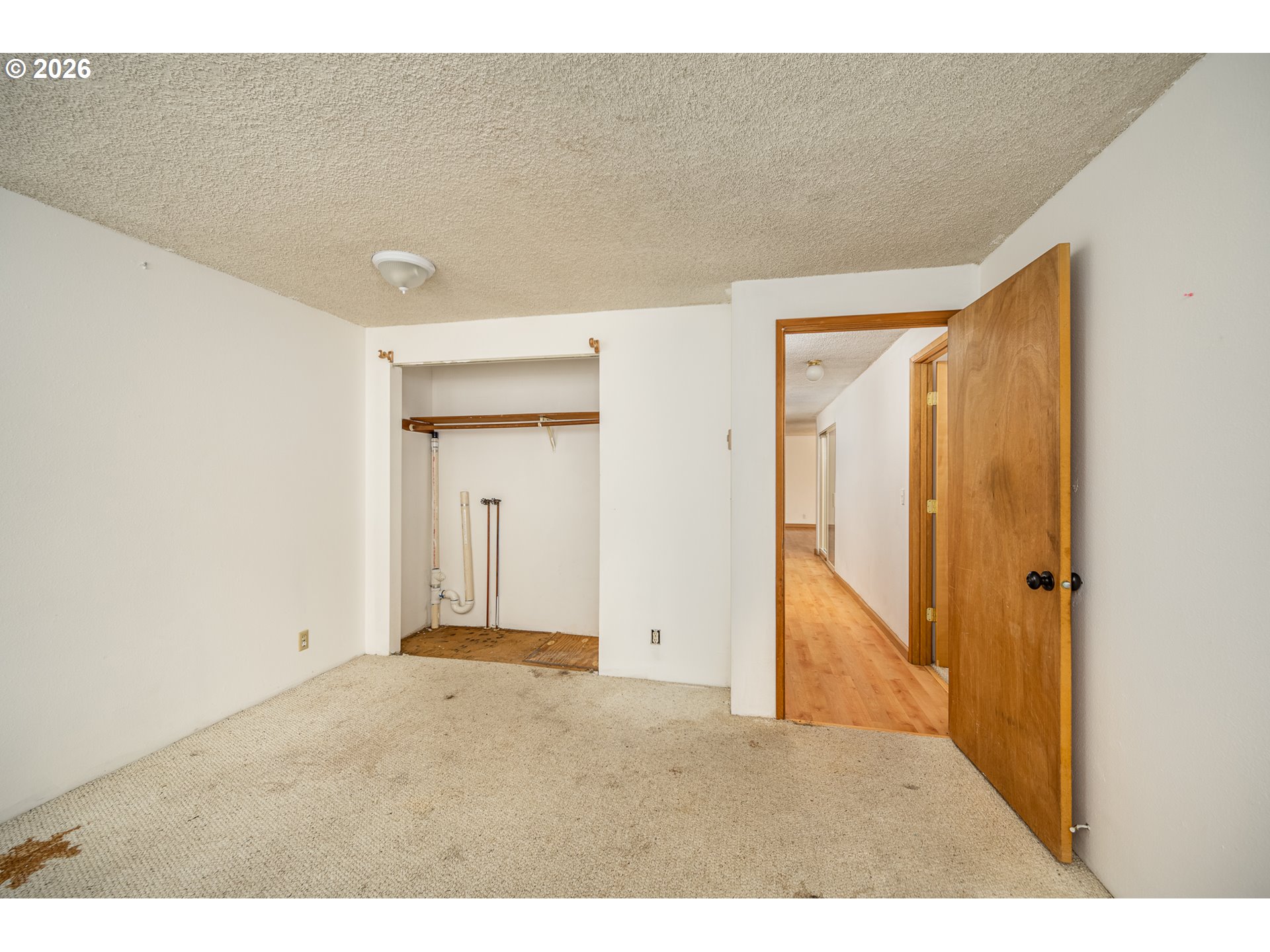 2239 Hawkins Ln Property Photo 14