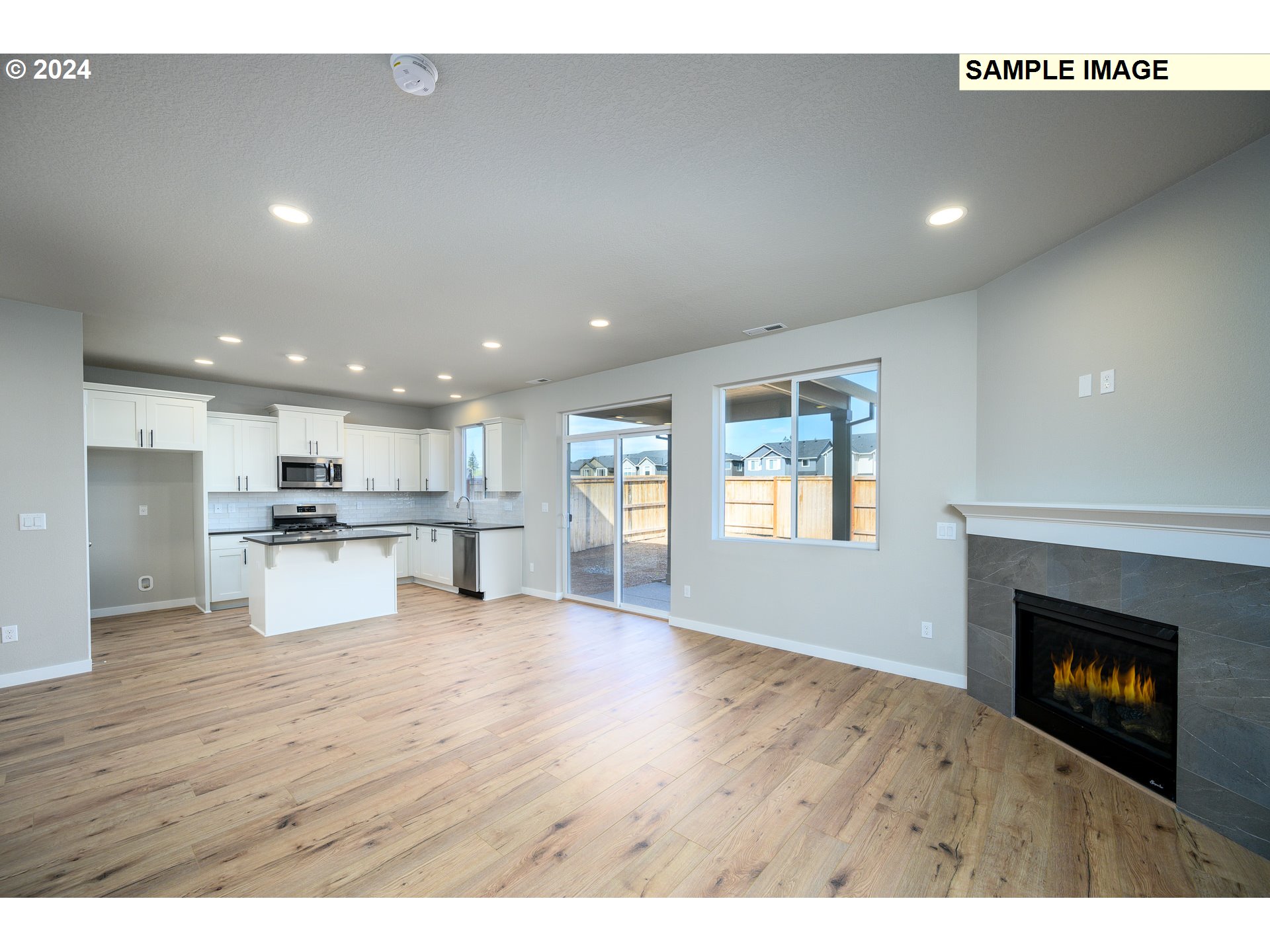 16660 Se Smith Rock St 714 Property Photo 6