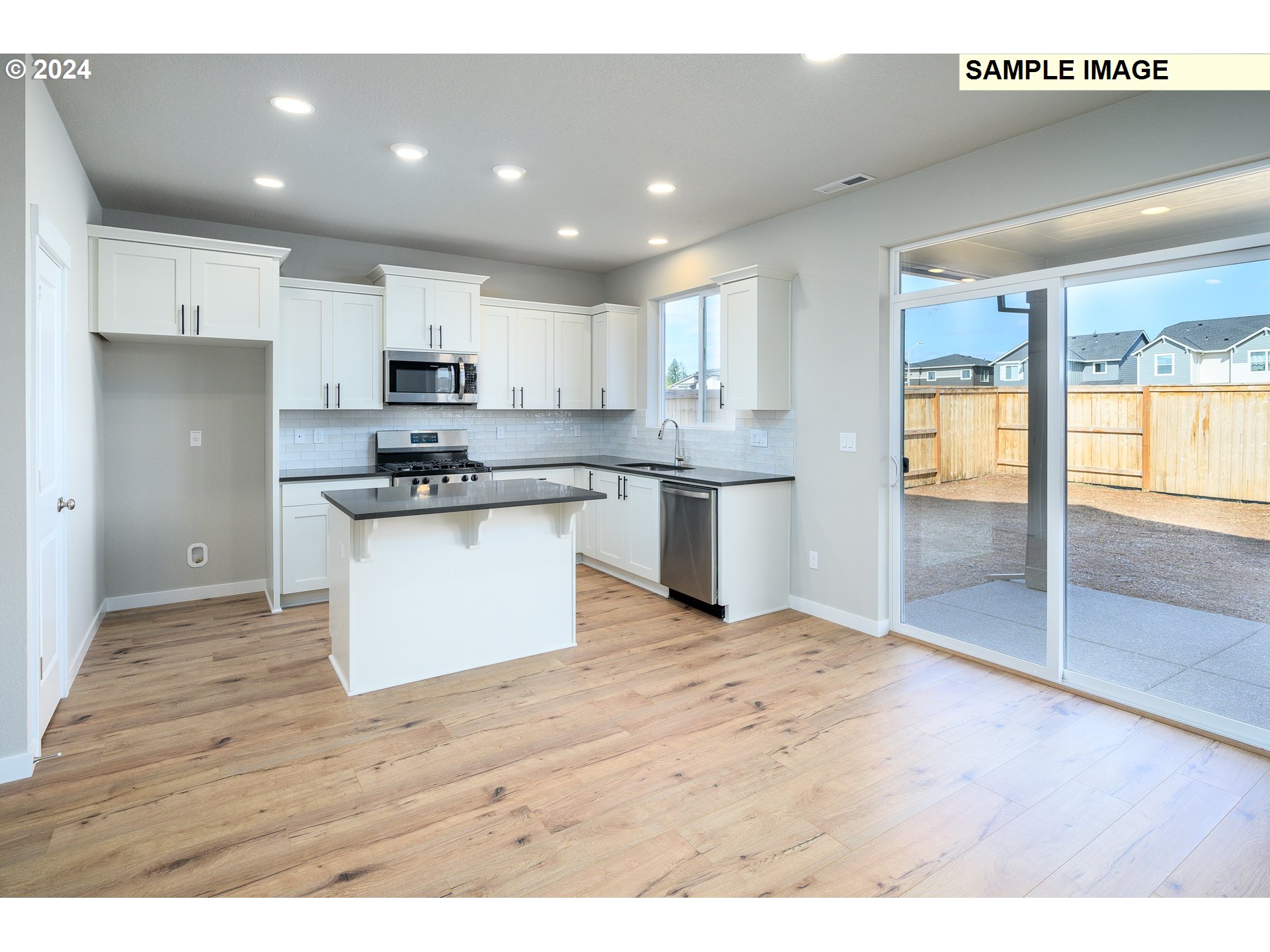 16660 Se Smith Rock St 714 Property Photo 7