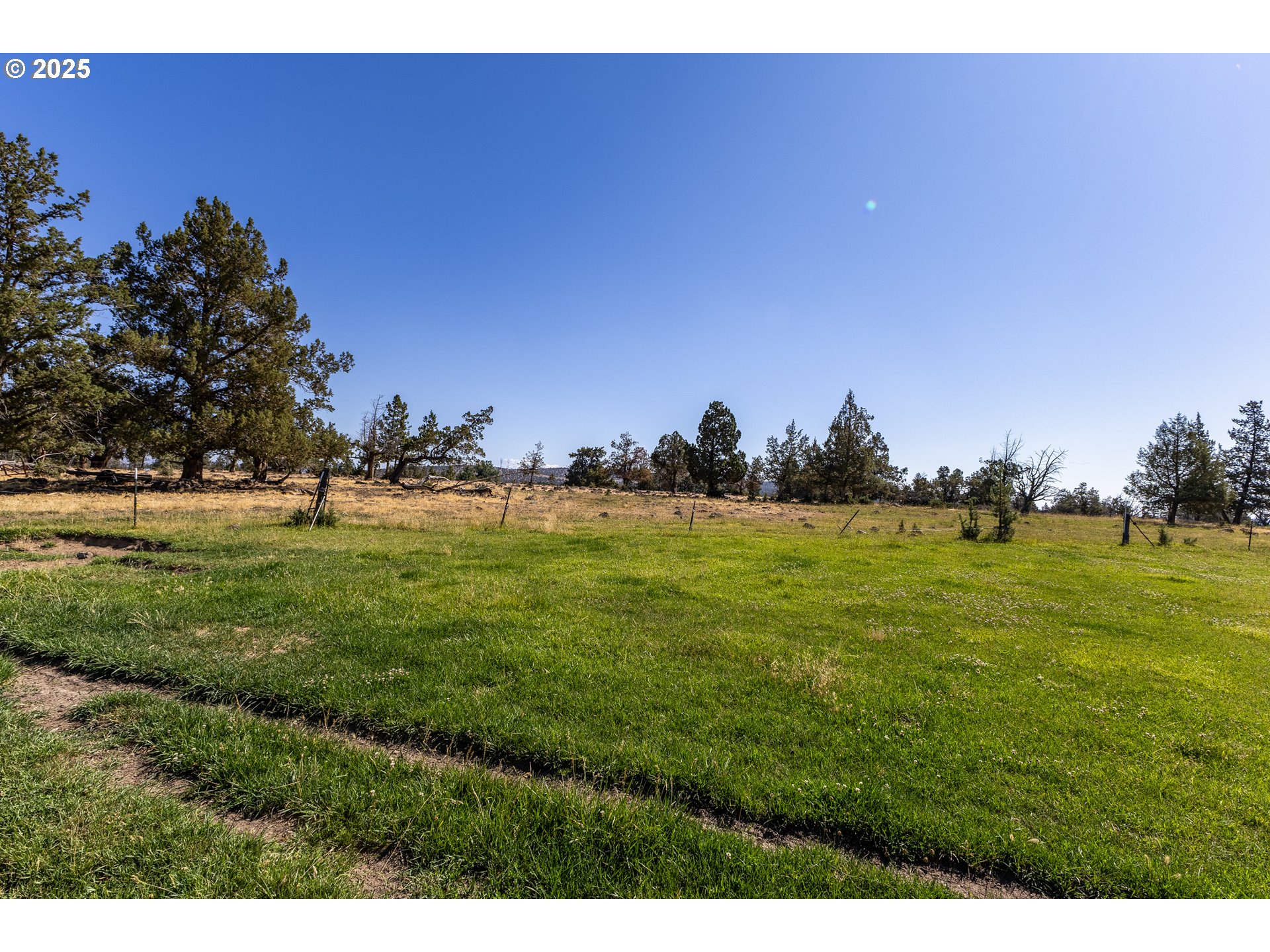 Parrish Ln Property Photo 3