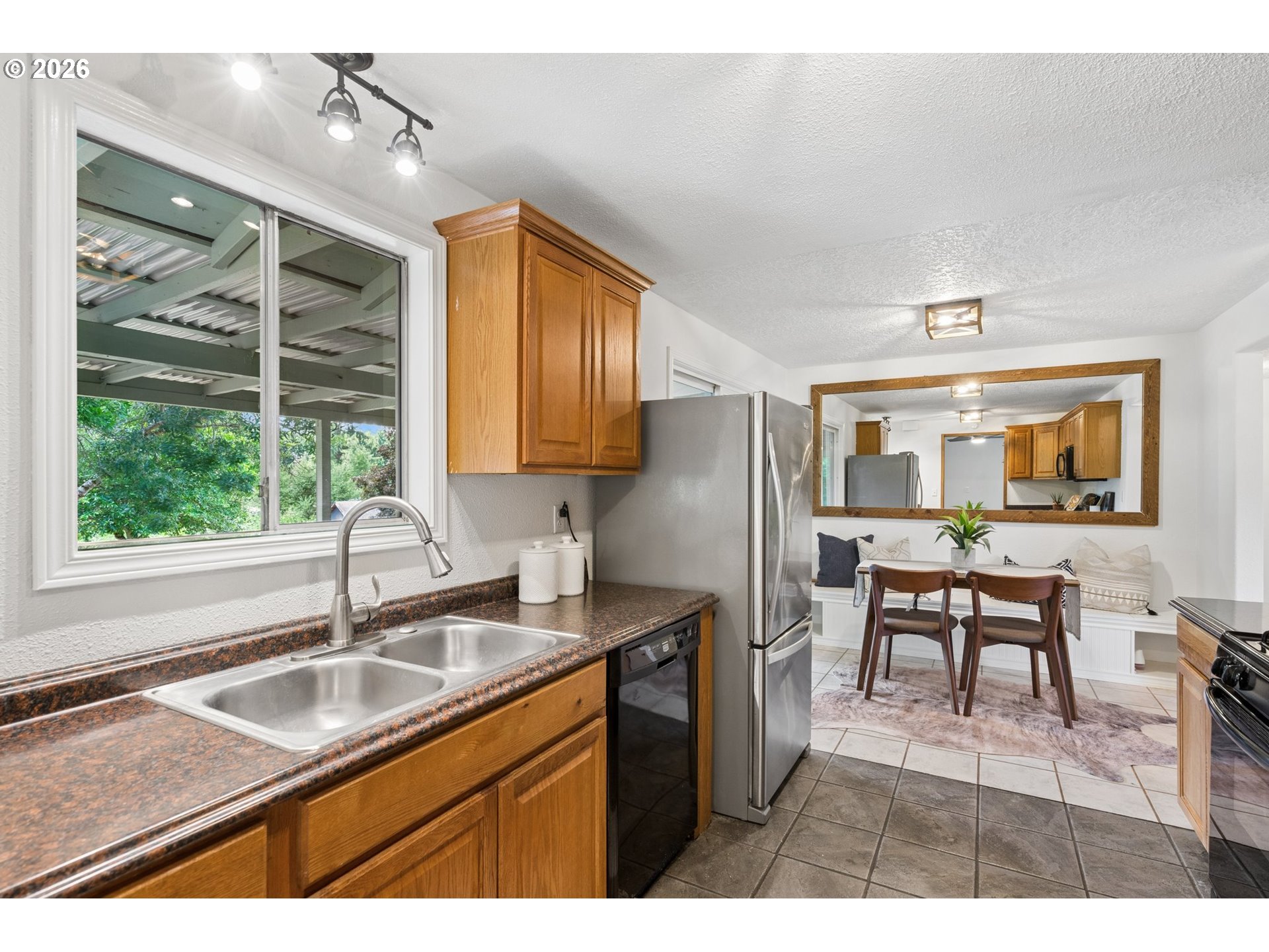 22153 S Dans Ave Property Photo 16