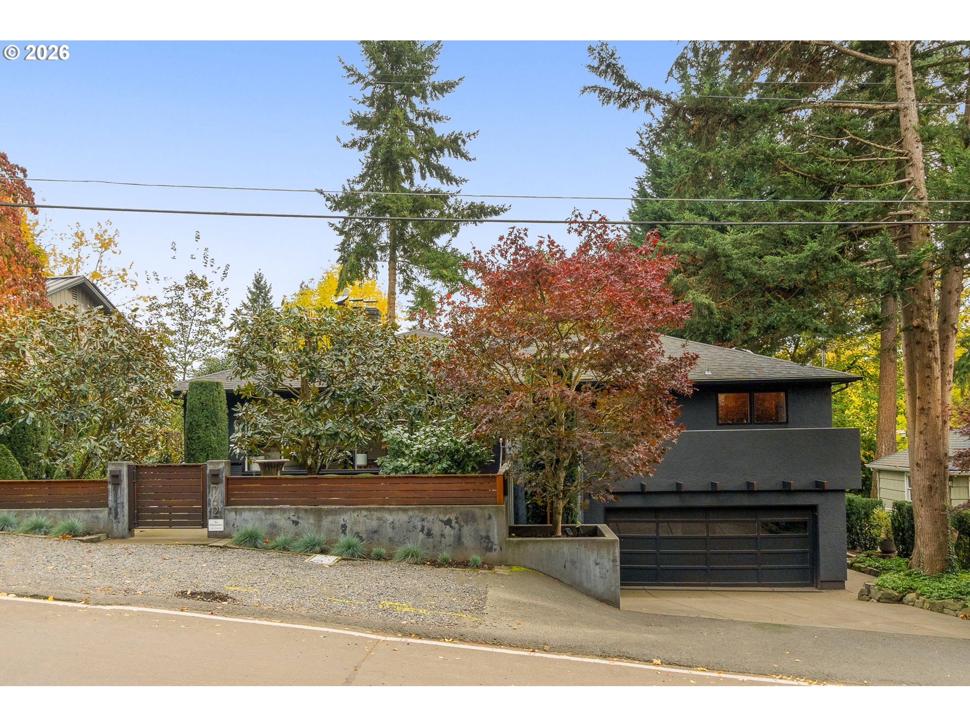 762 Lake Forest Dr Property Photo 1