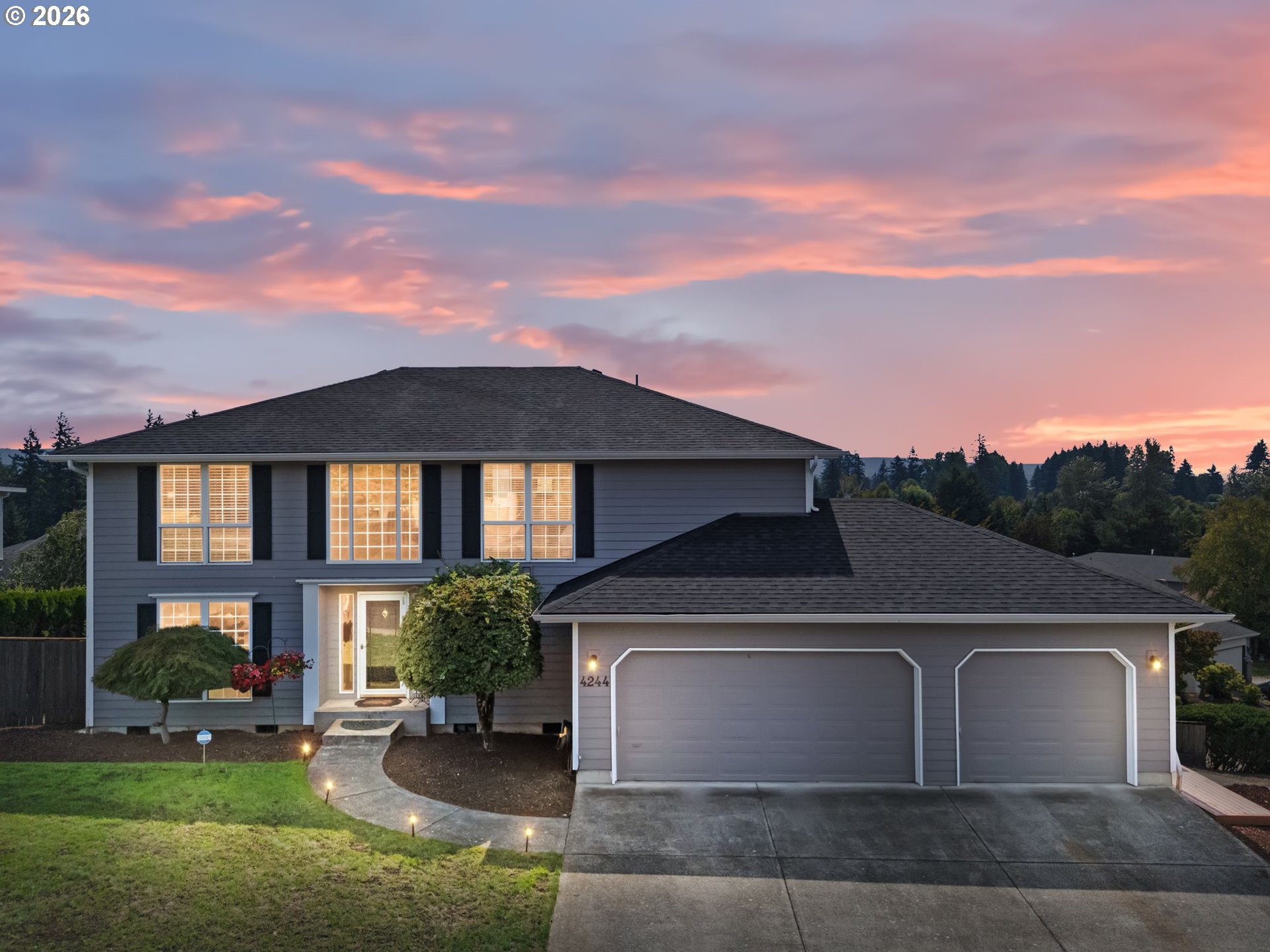 4244 M Loop Property Photo 1