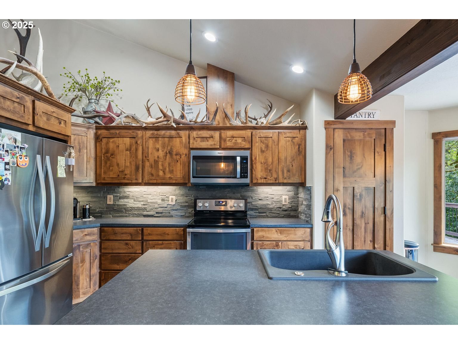 42520 Testament Creek Rd Property Photo 13