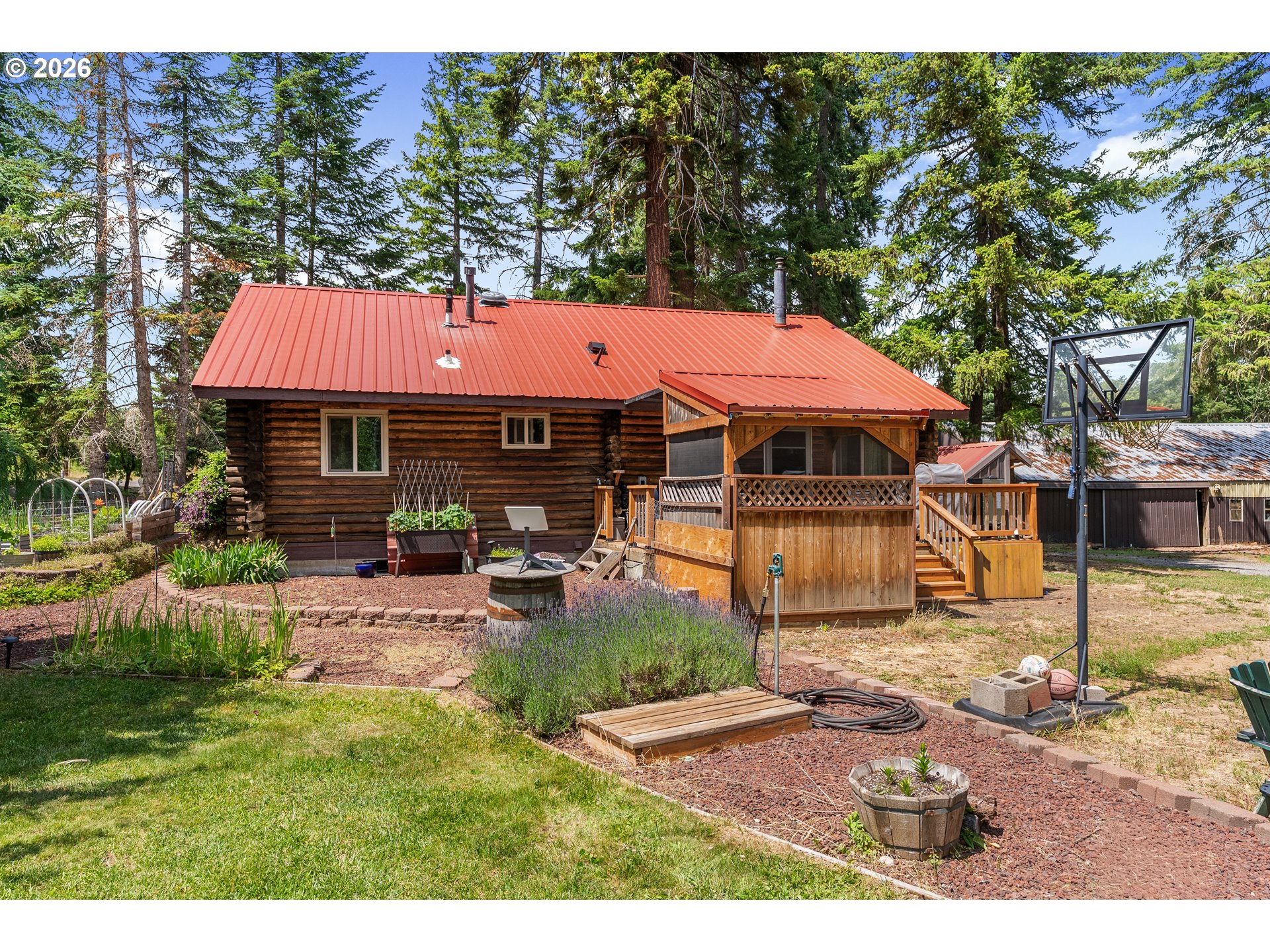 1320 Canyon Rd Property Photo 12