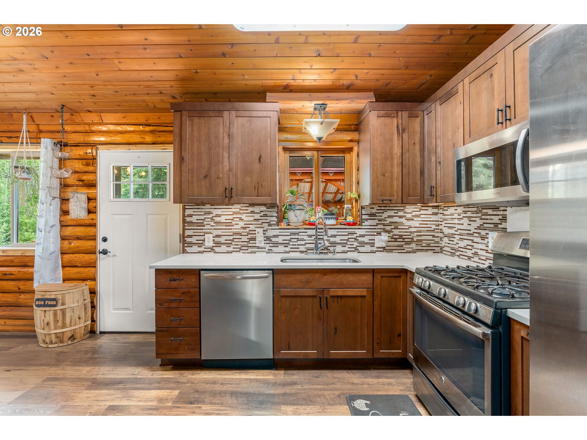 1320 Canyon Rd Property Photo 21