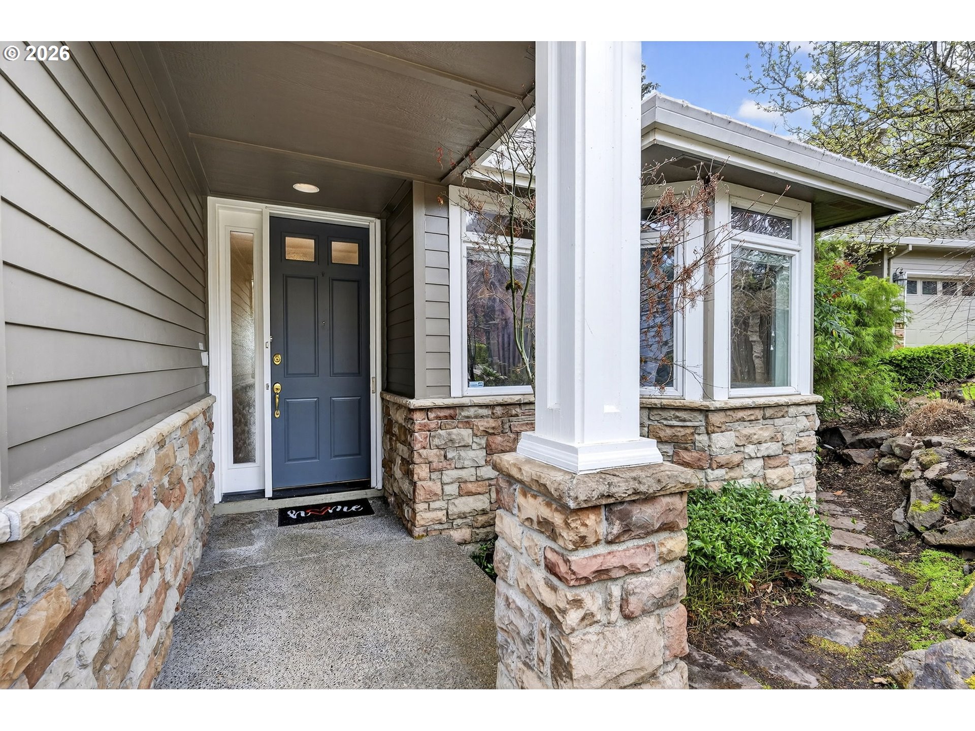 1970 Hall St Property Photo 3