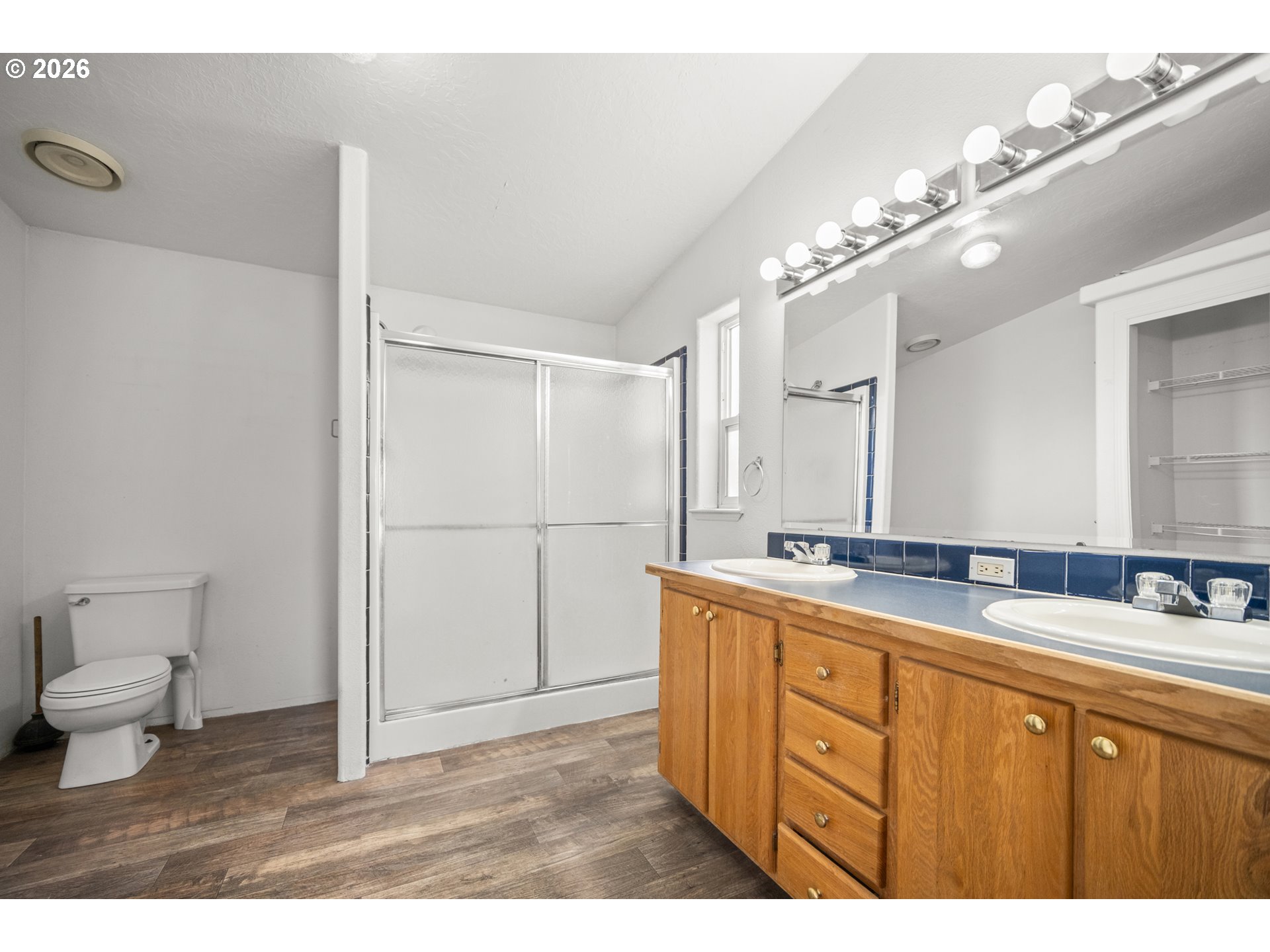1180 H St Property Photo 23