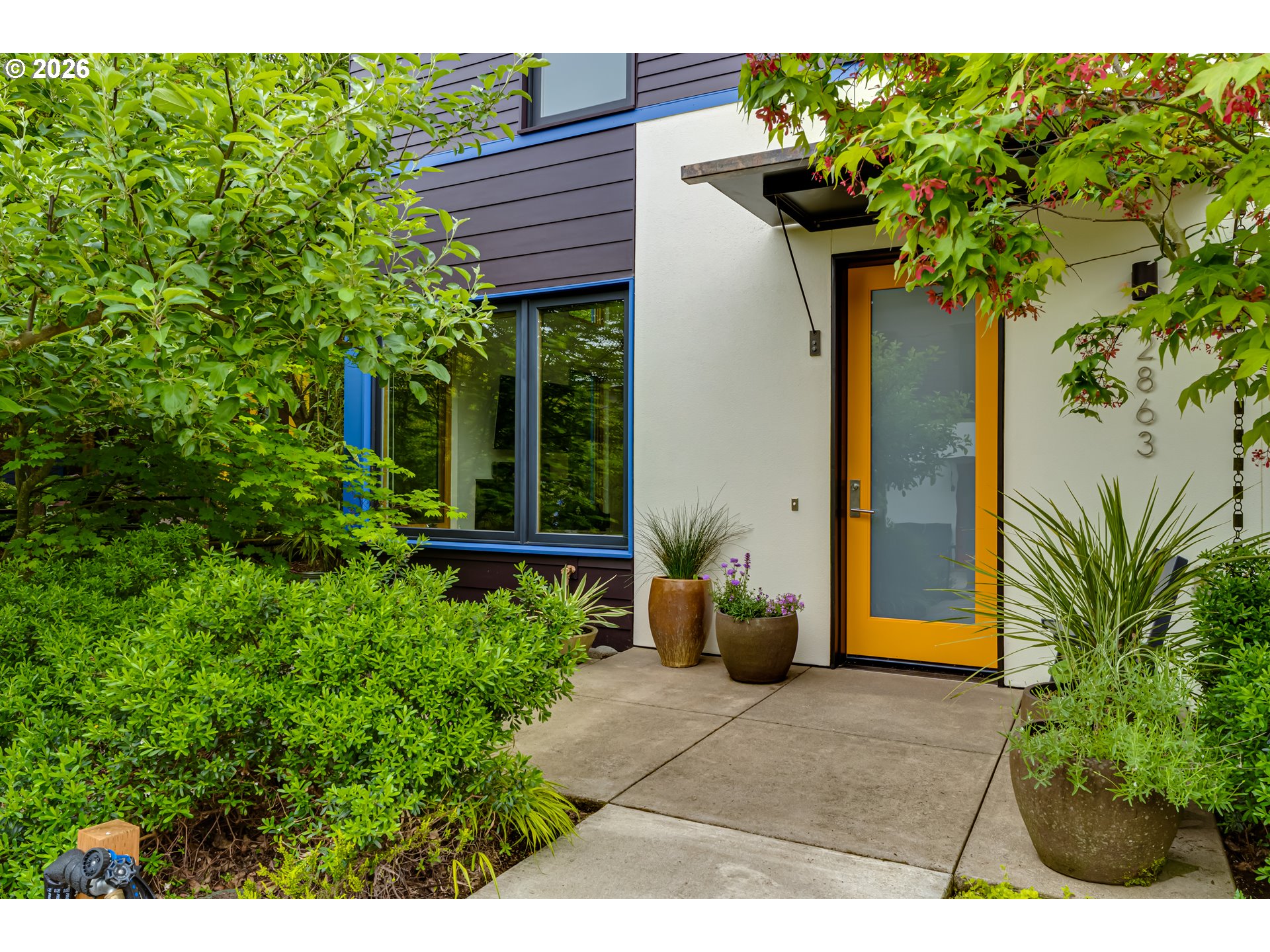 2863 Friendly St Property Photo 1