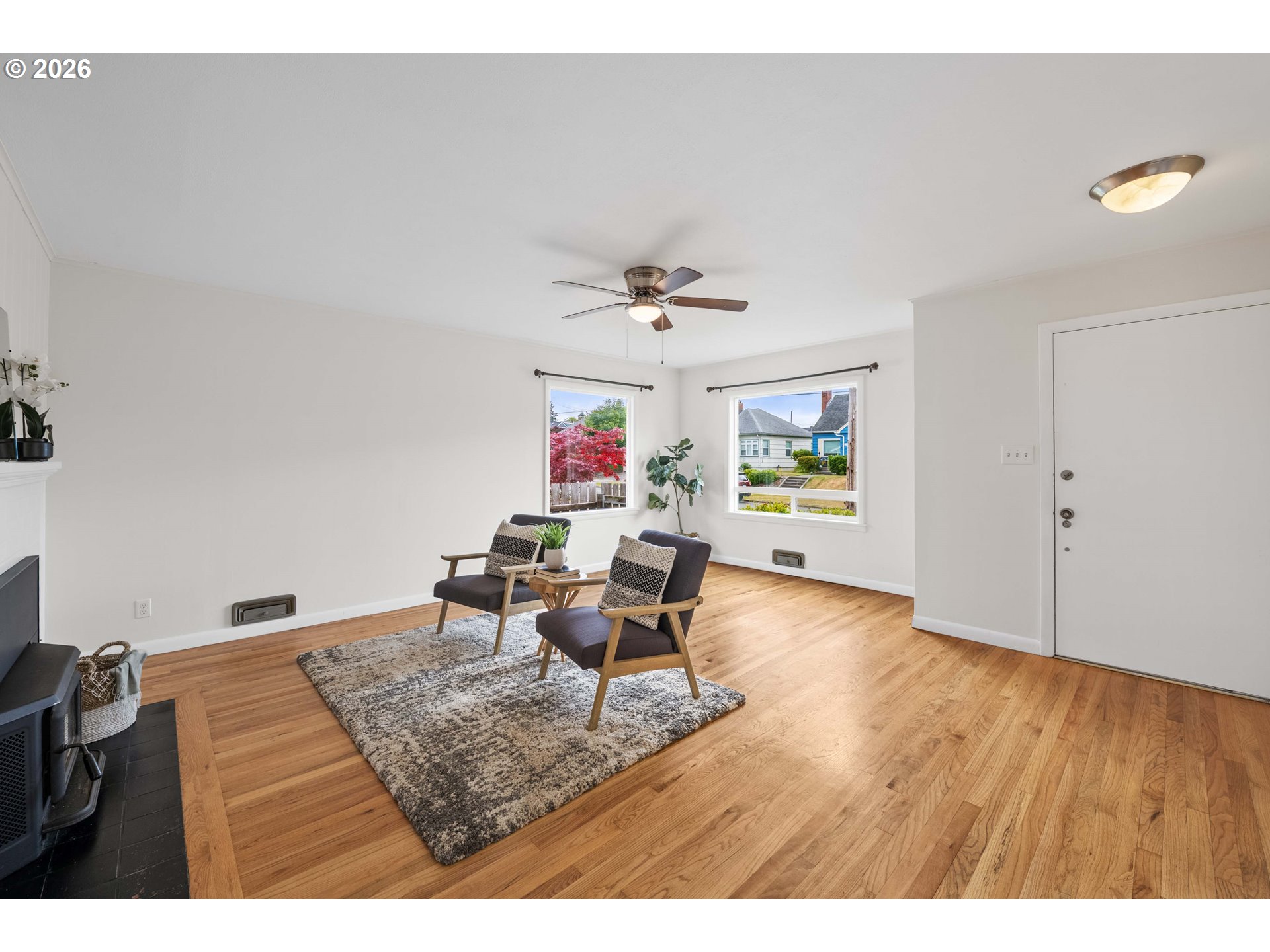 1465 3rd St Property Photo 4