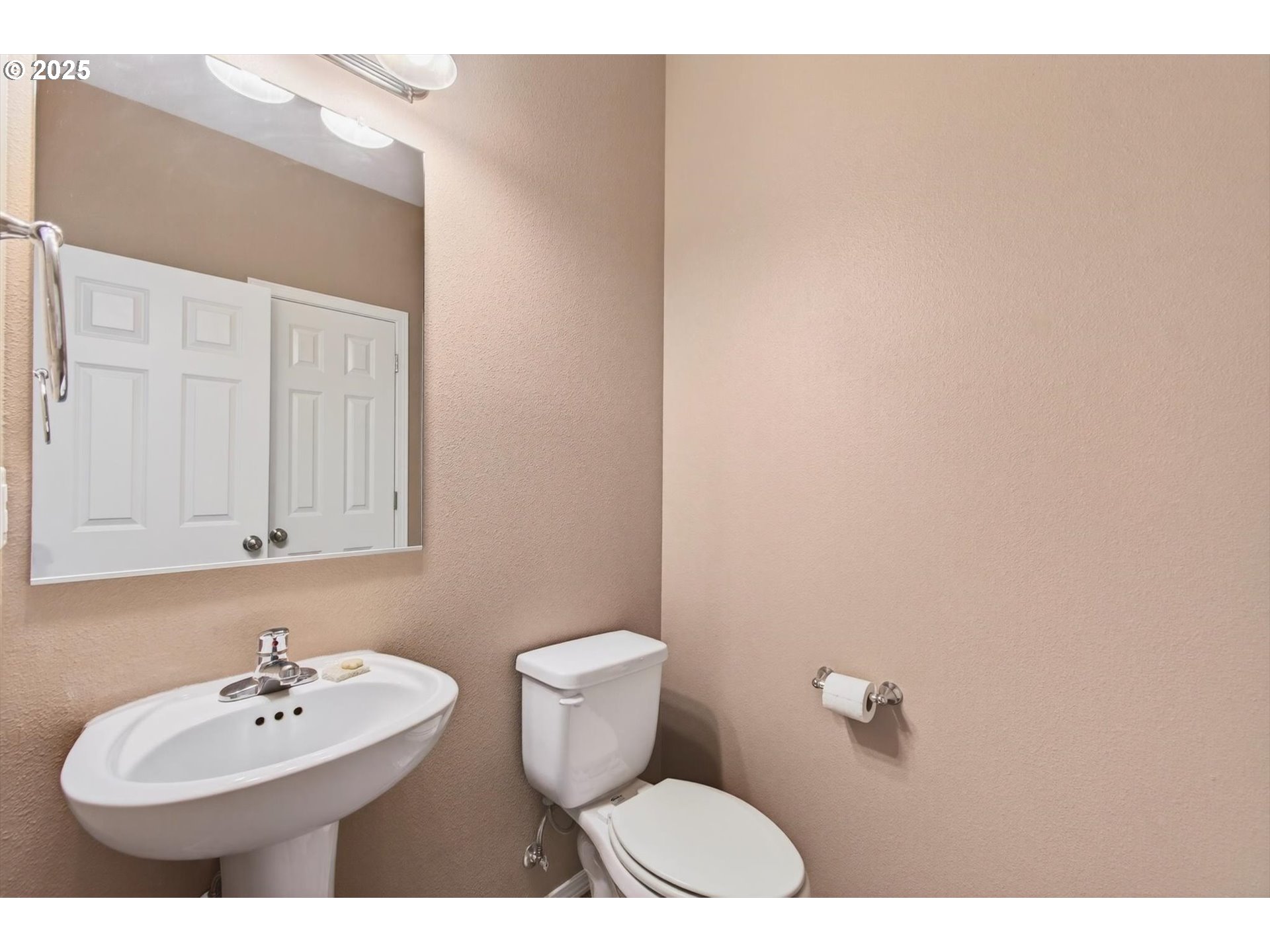 55 Monroe Dr Property Photo 22