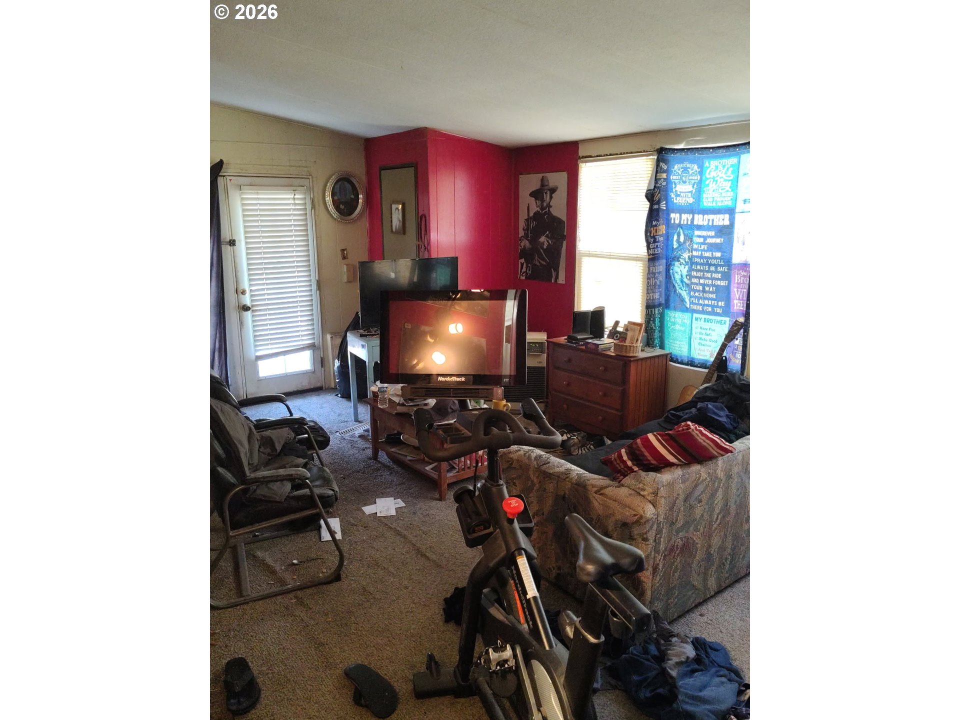 235 S H St Property Photo 6