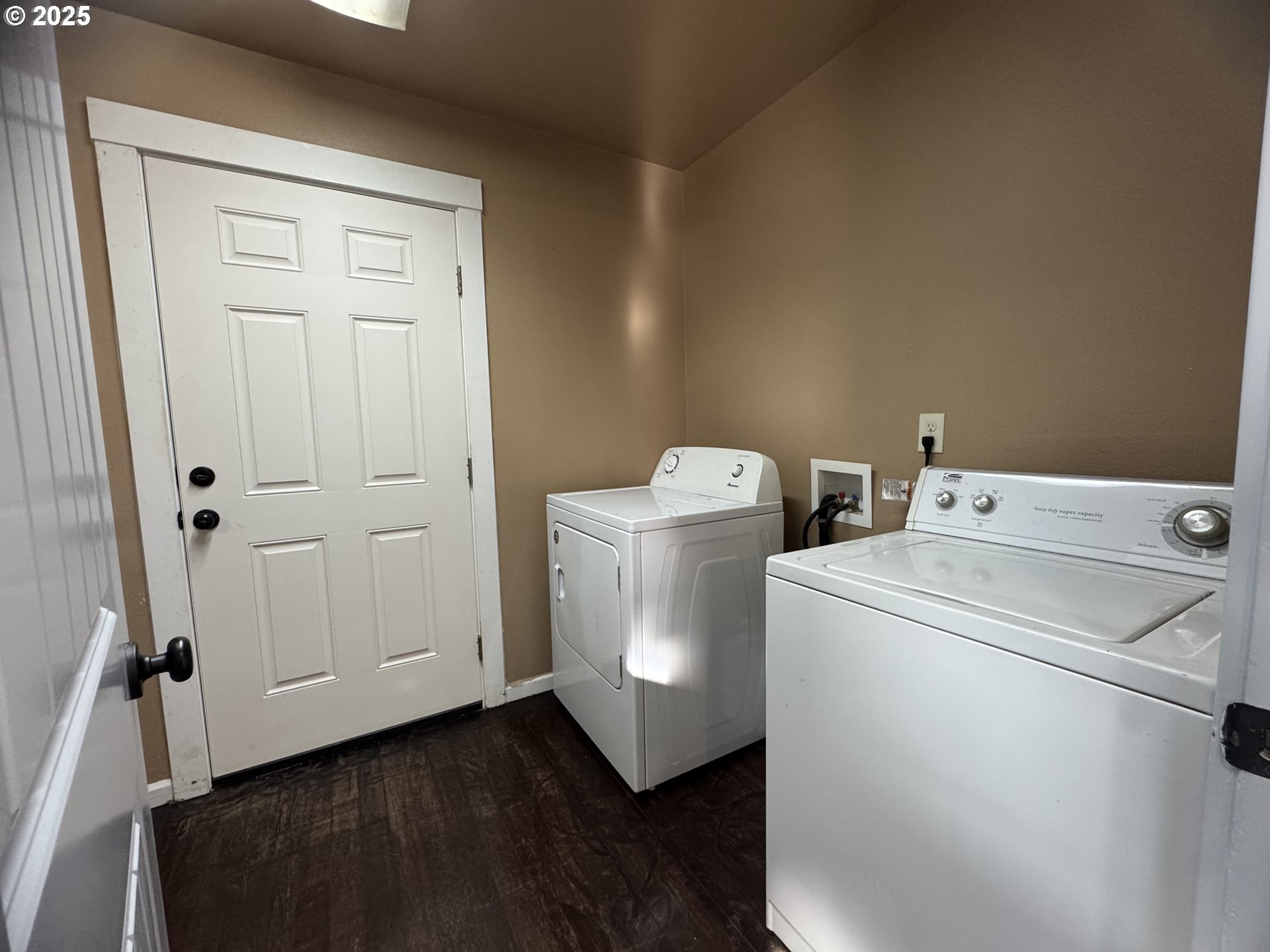220 Se Hope Ct Property Photo 15