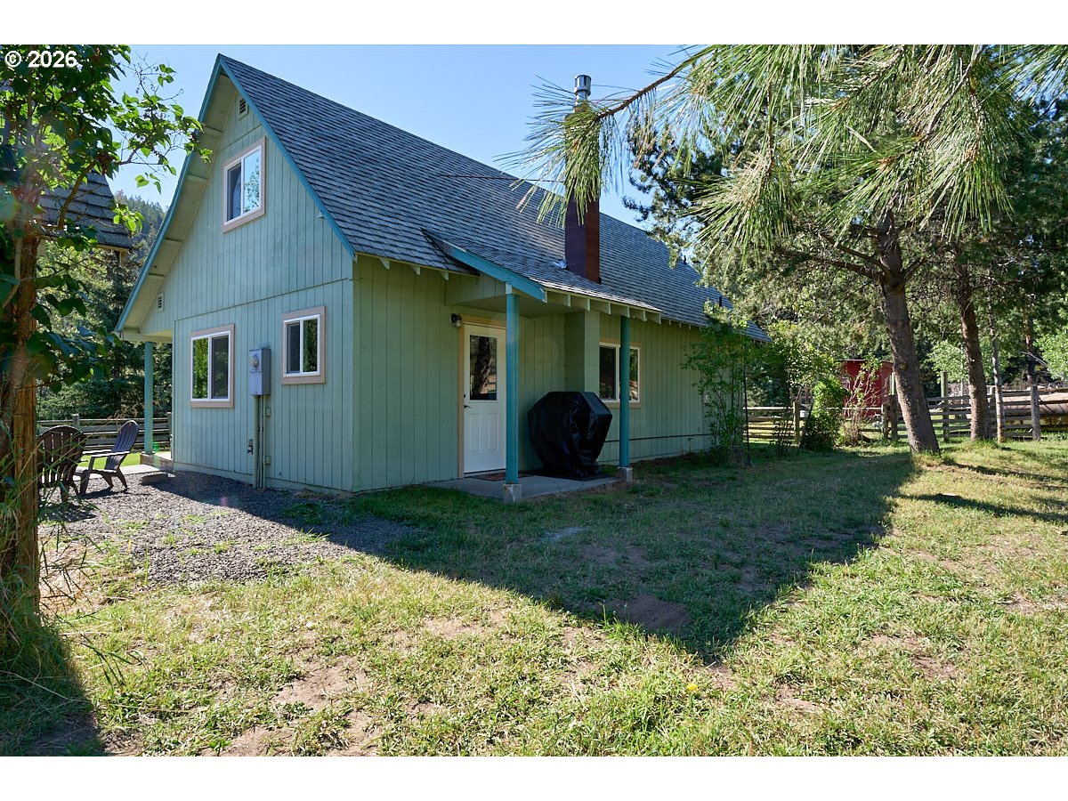 61736 Wallowa Mountian Loop Property Photo 20