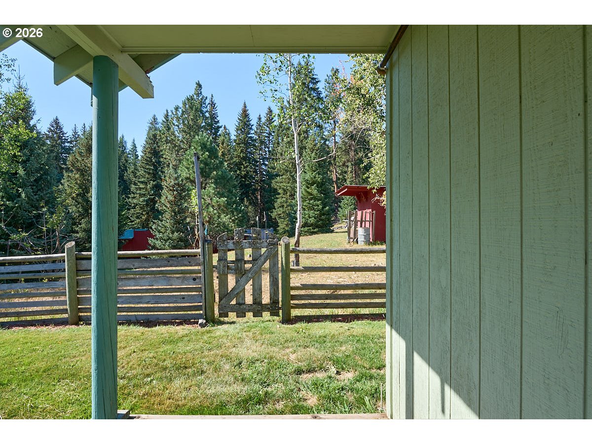 61736 Wallowa Mountian Loop Property Photo 23