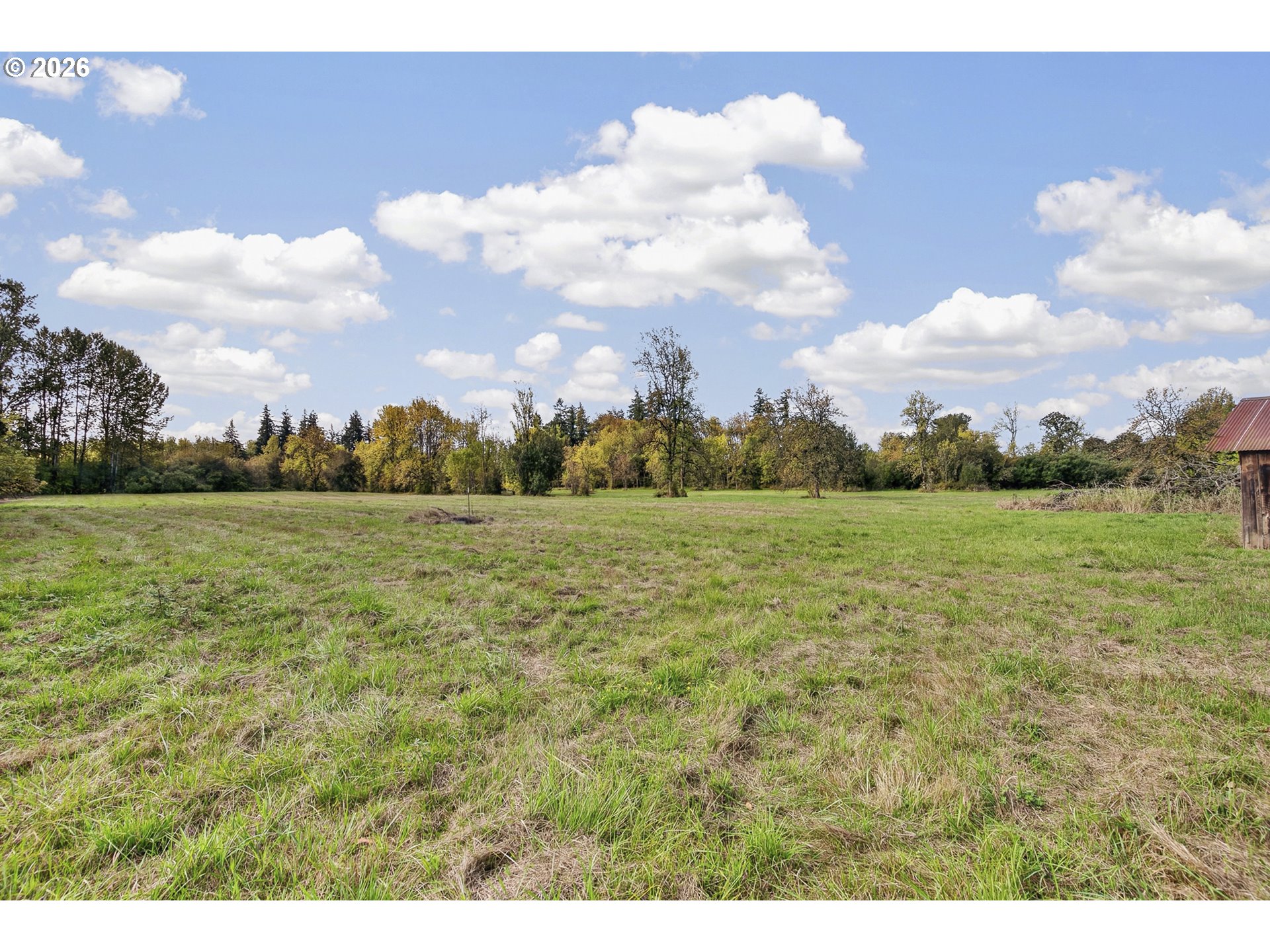 1303 Sw Eaton Blvd Property Photo 13