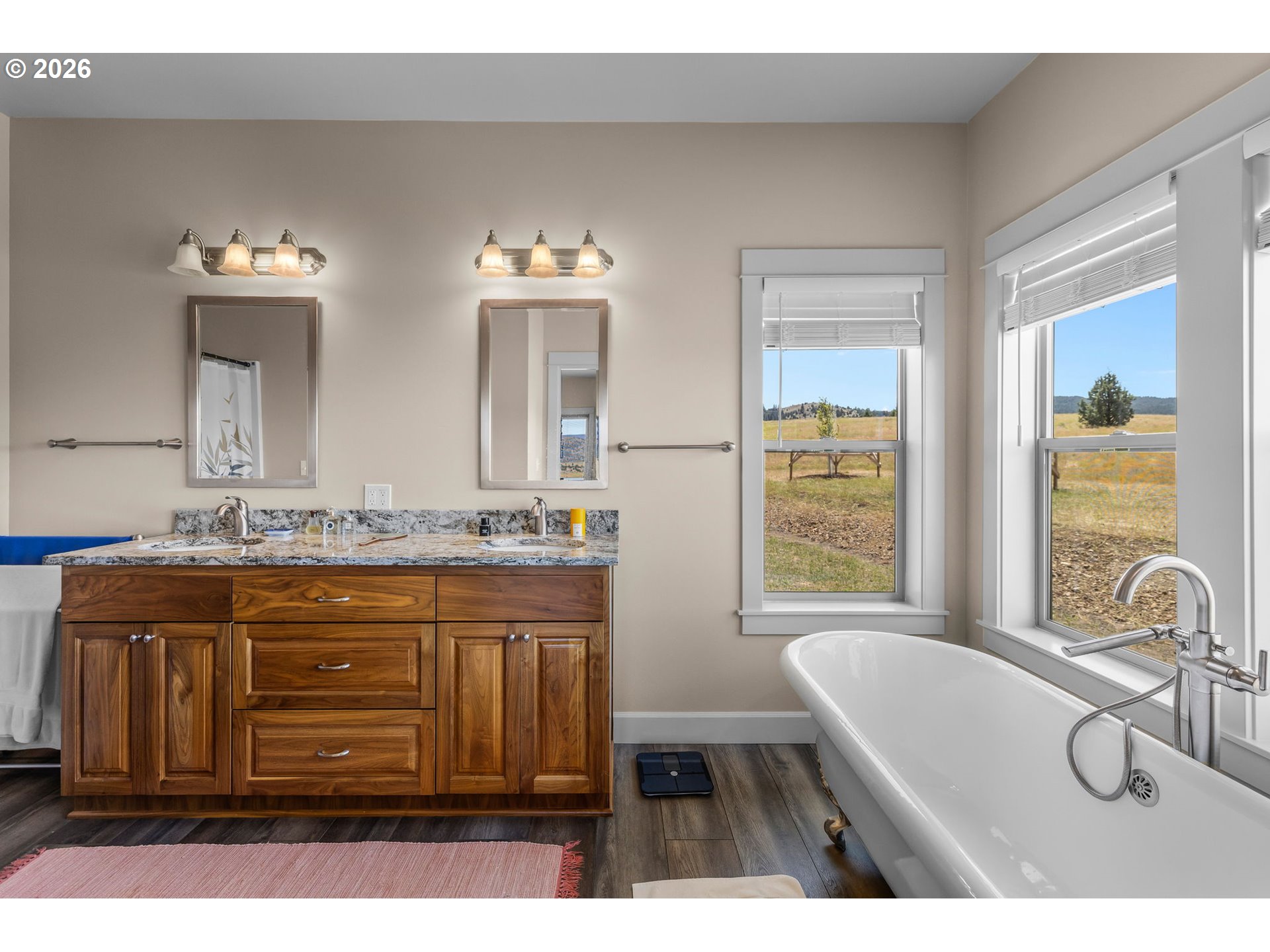 26216 W Bench Rd Property Photo 15